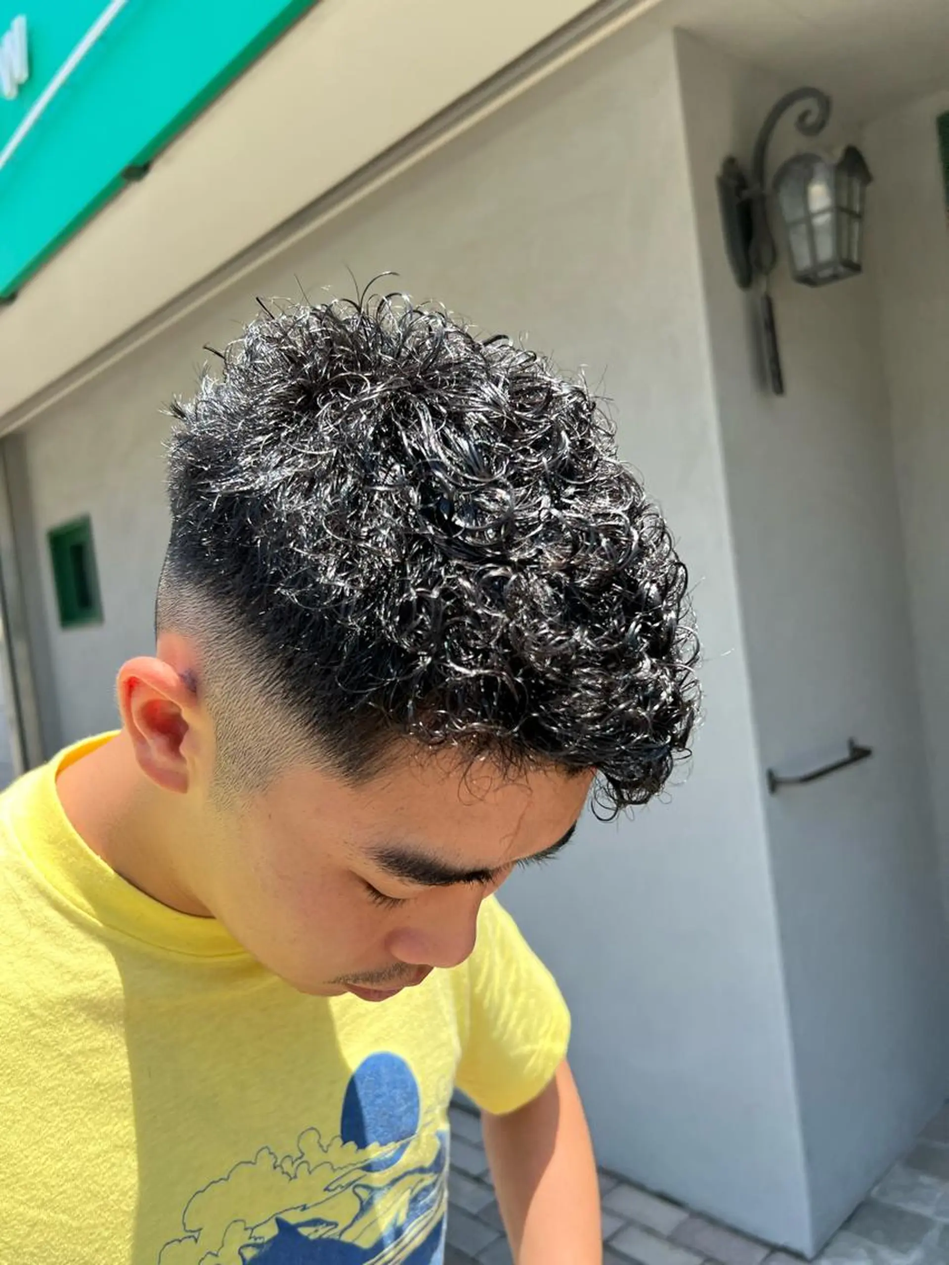 ショート メンズ フェードカット SHION men's permのヘアスタイル