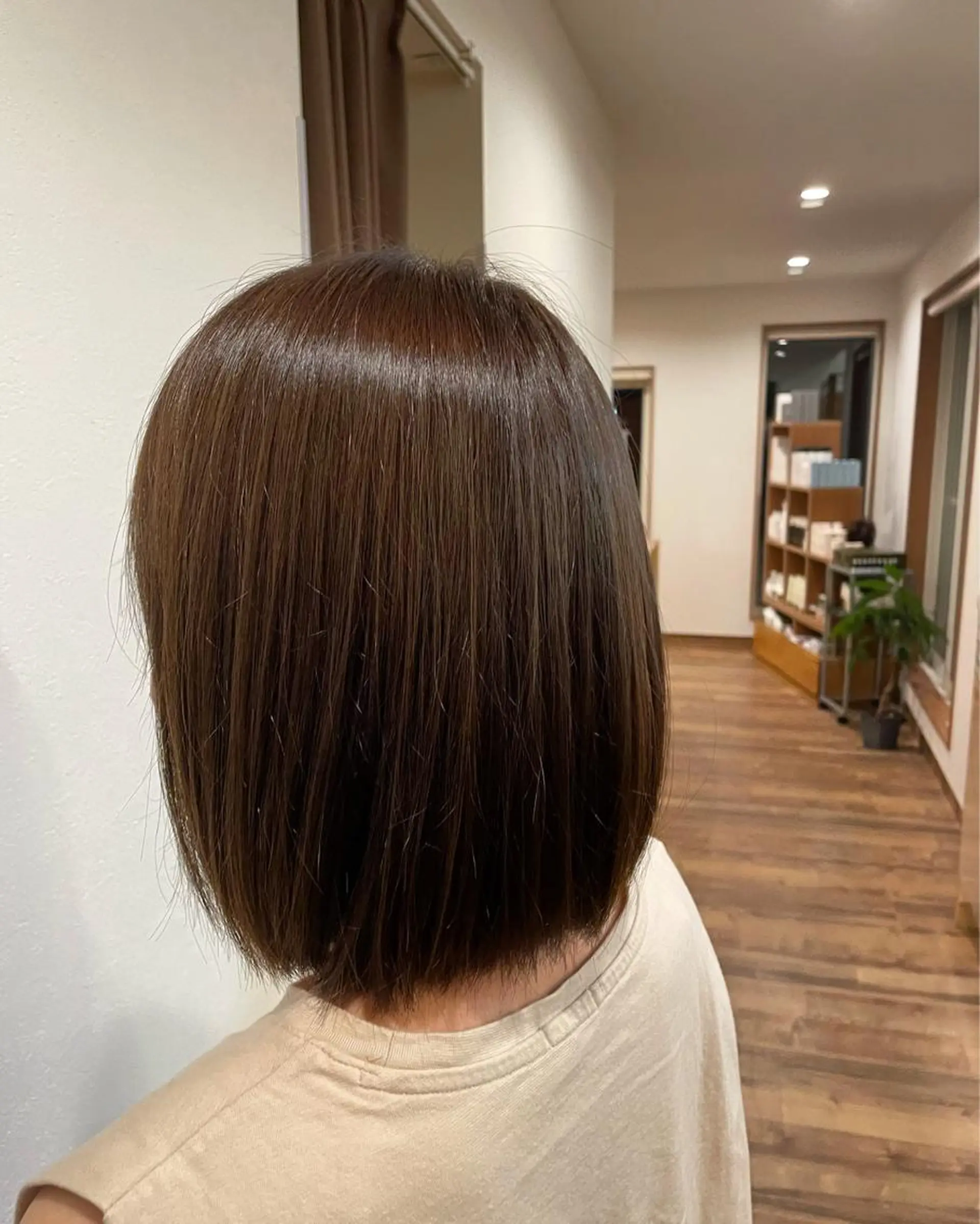 ショート カラー ブラウンカラー オリーブブラウン ヘアカラー トリートメント 狩野 龍二のヘアスタイル