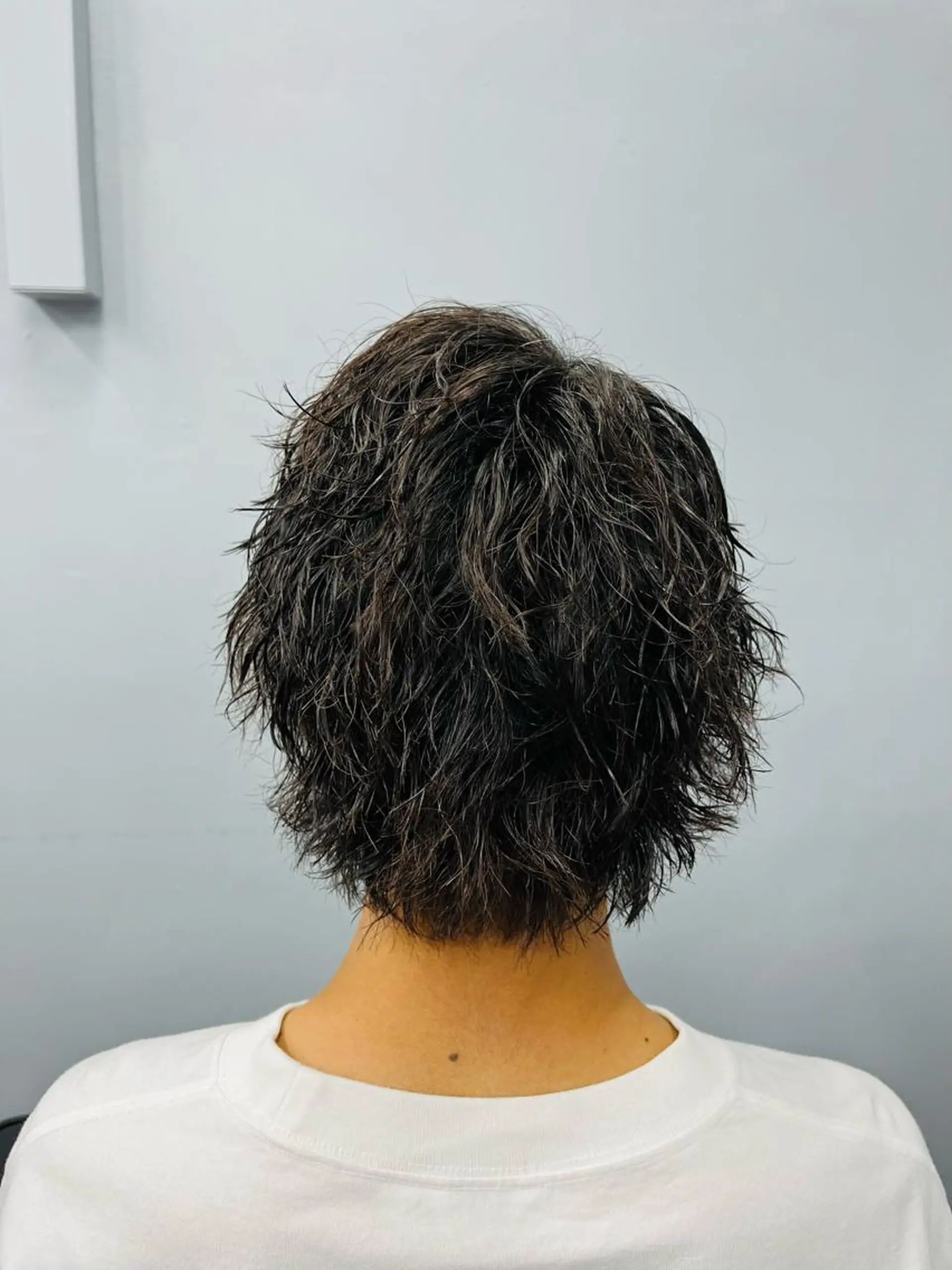 ミディアム パーマ メンズ ミディアムパーマ センターパート フェードカット マッシュ メンズパーマ icon Blue所属・池袋メンズパーマ フェード純平のヘアスタイル