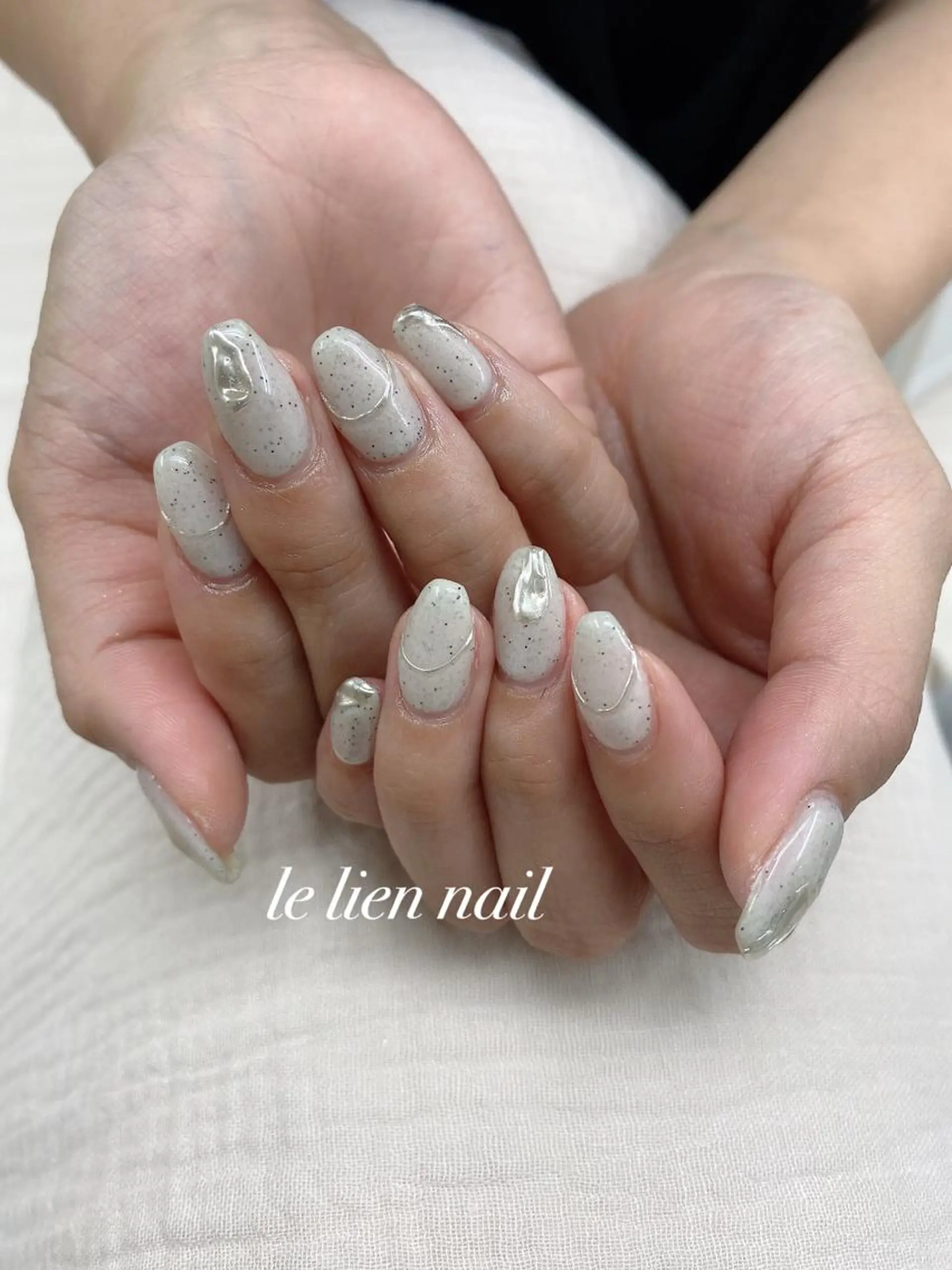 ネイル アートネイル シルバー ハンドネイル le lien nailのネイルデザイン