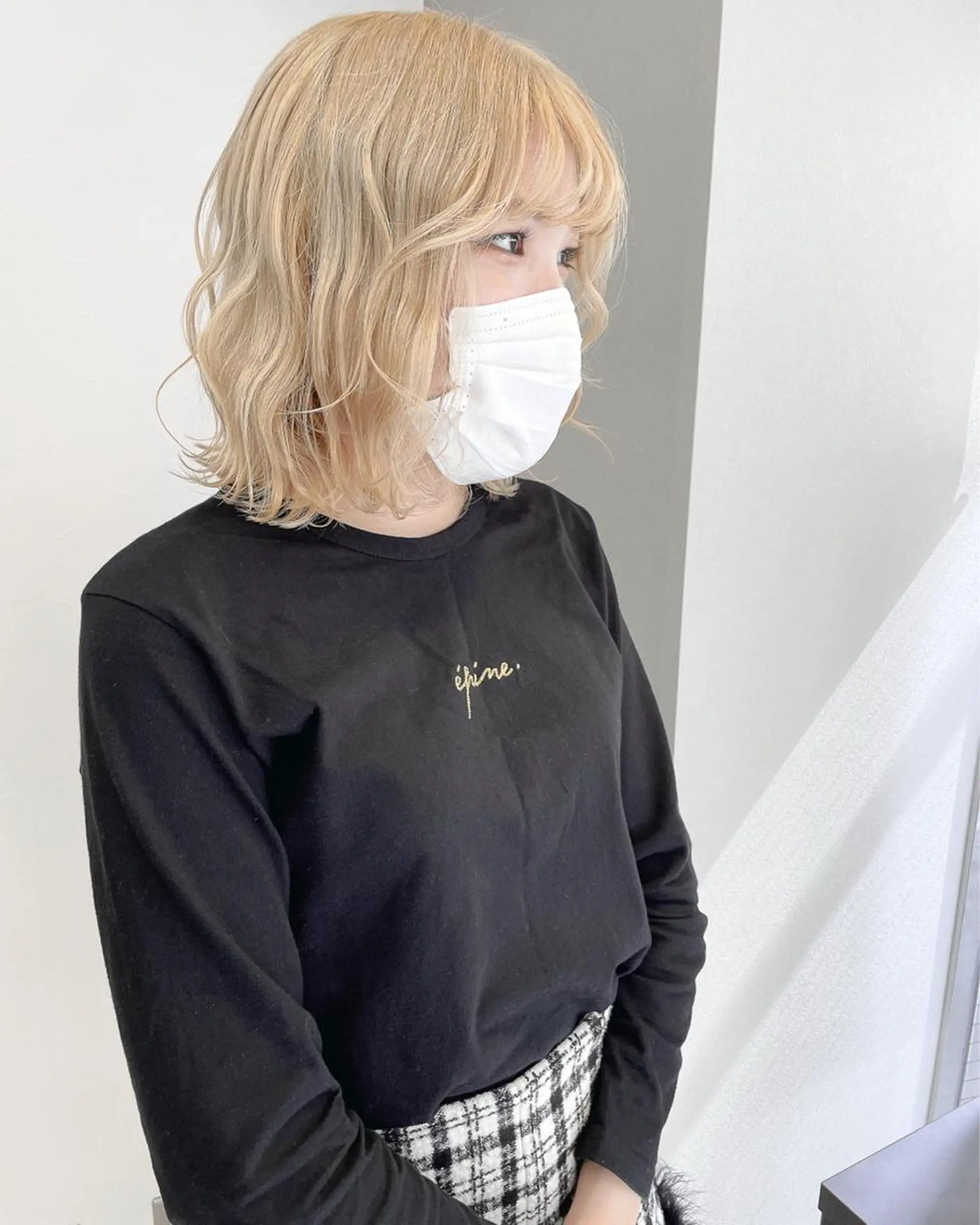 ショート カラー ベージュカラー ブリーチ 🍨モテベージュ🩰 miraiのヘアスタイル