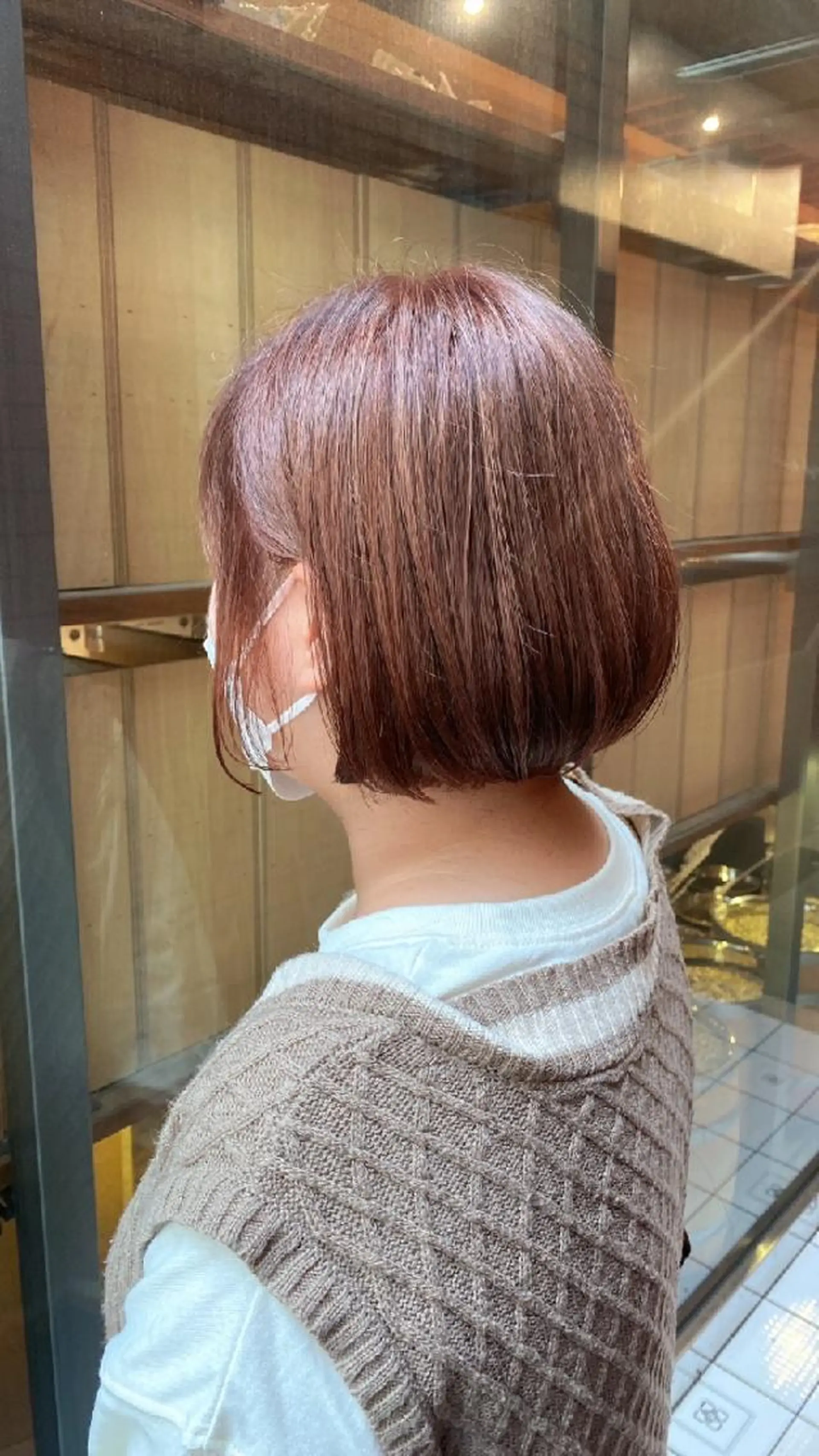 カラー 芝智也／ ナチュラルハイトーンのヘアスタイル