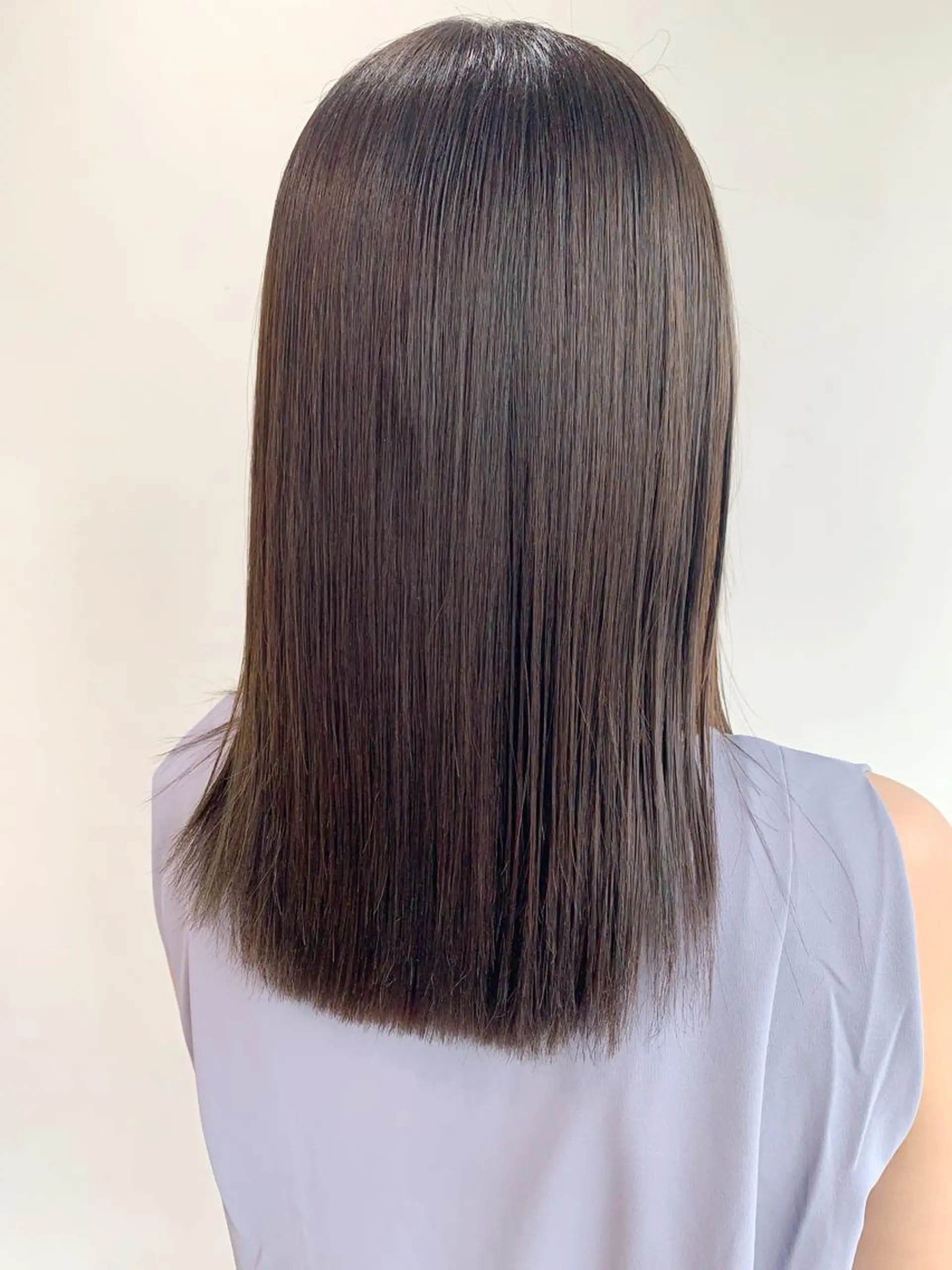 ミディアム カラー ヘアカラー トリートメント ケアブリーチ/ili 村上佳那多のヘアスタイル