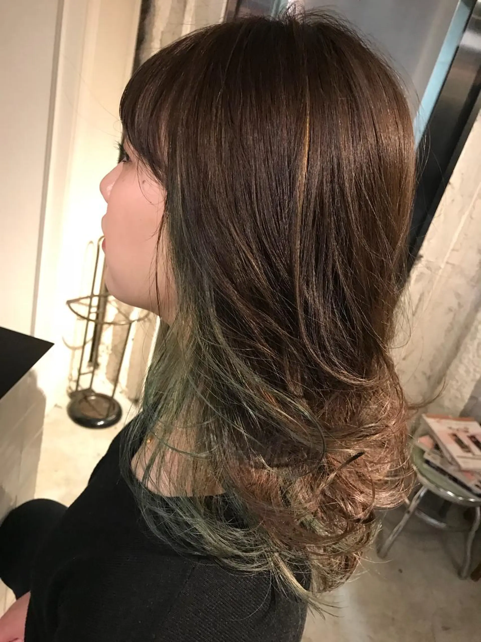 カラー 透明感カラー インナーカラー 再現度&髪質改善 LISAのヘアスタイル