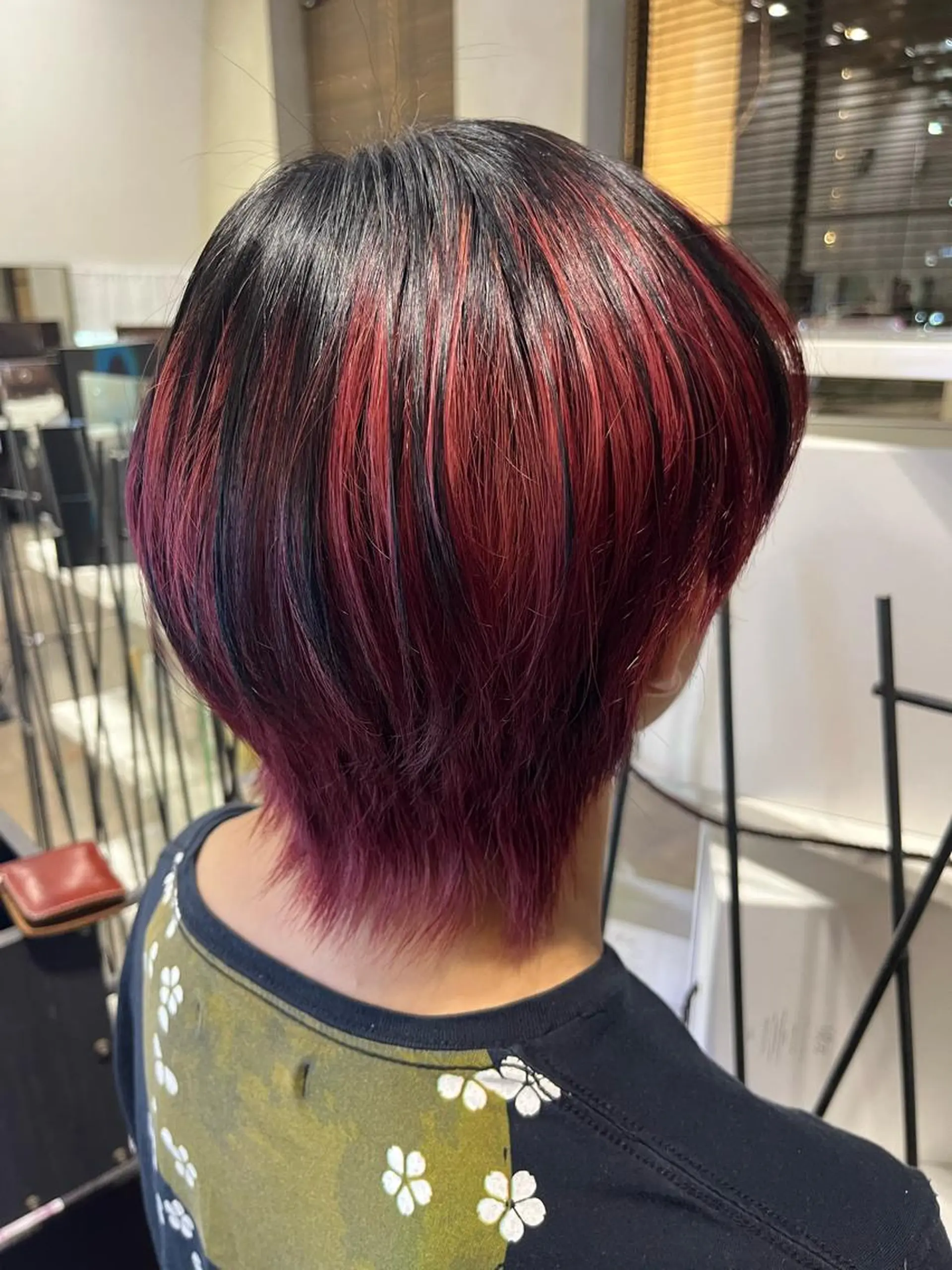 カラー 耳つぼS認定講師 ×ハイトーンカラーのヘアスタイル