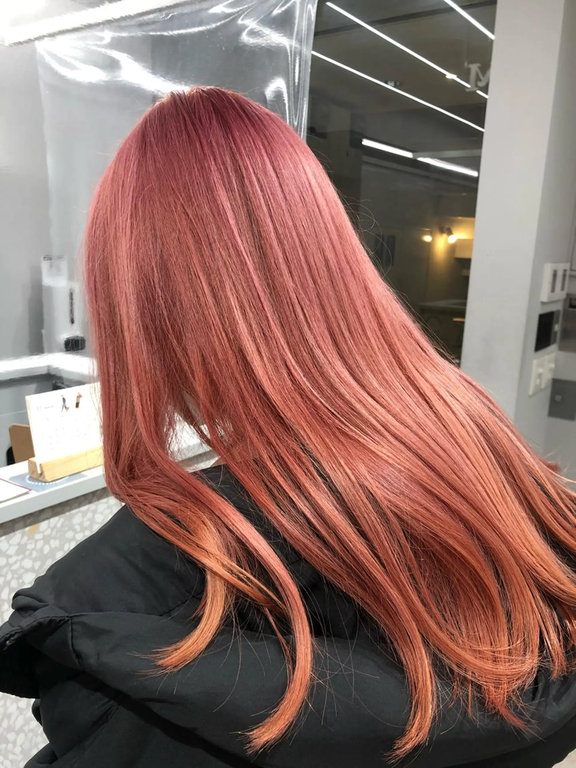 ミディアム 🖤🤍石川 アイリ🤍🖤のヘアスタイル