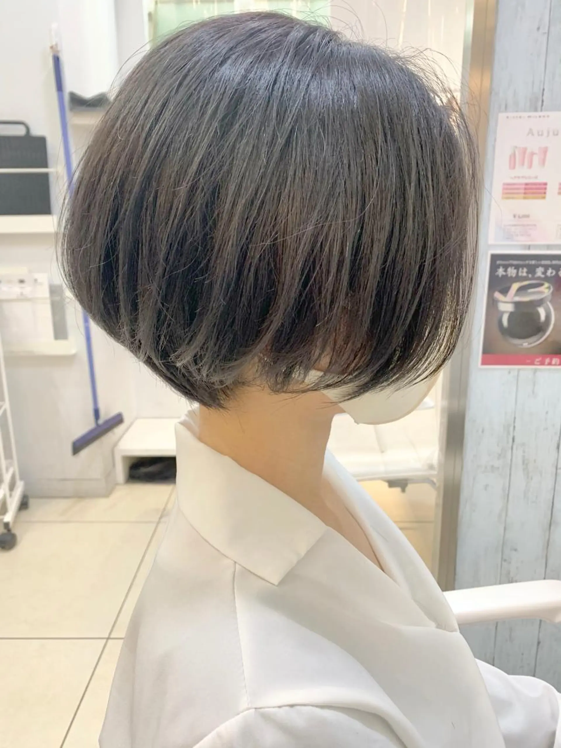 ショート 丸みショート ショートヘア コテ巻き風パーマ/ クロスパーマ/久岡のヘアスタイル