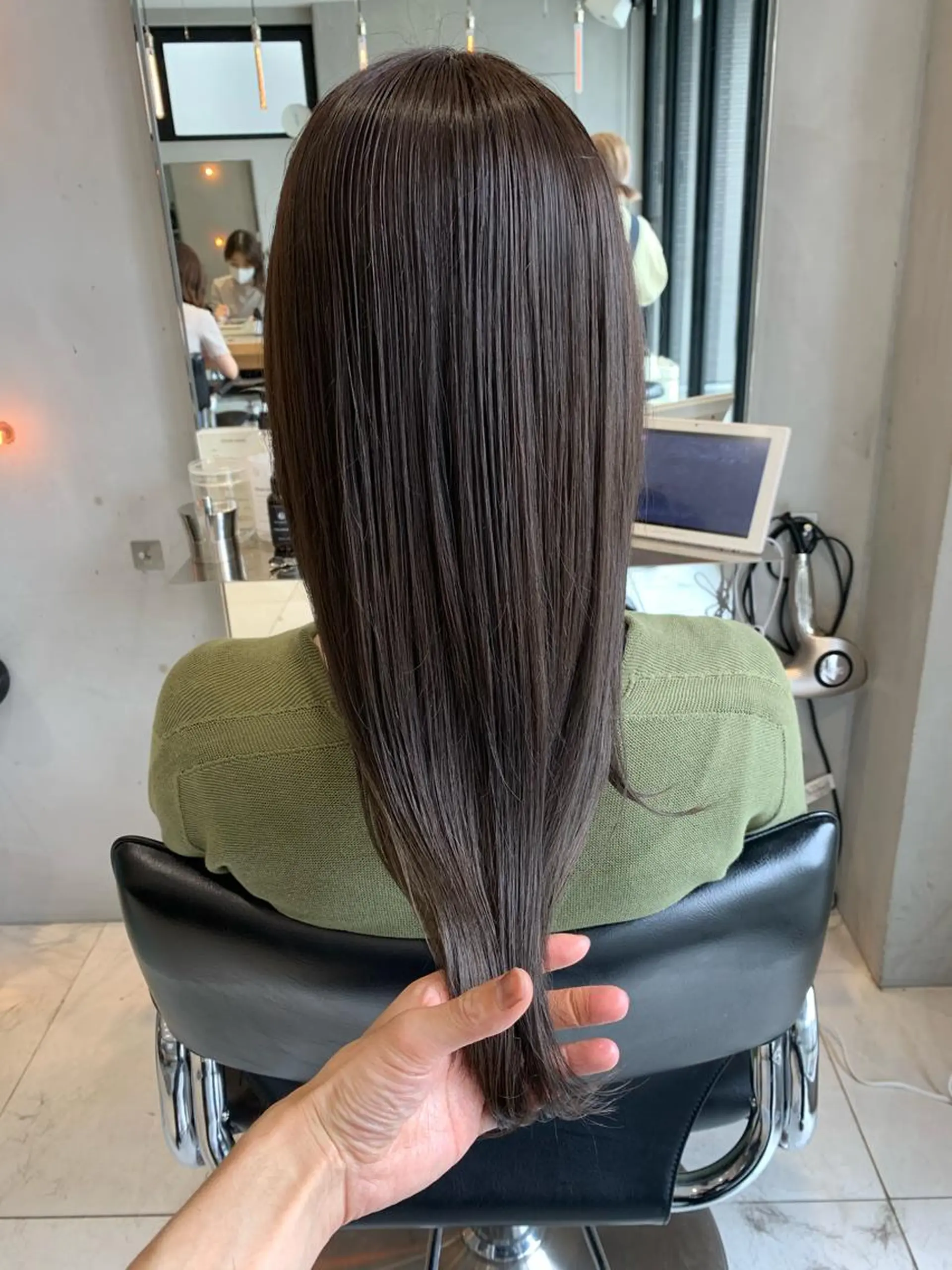 ロング カラー ヘアカラー トリートメント ヘッドスパ 柔らか透け感カラー 🌿ムロヤリョウスケのヘアスタイル
