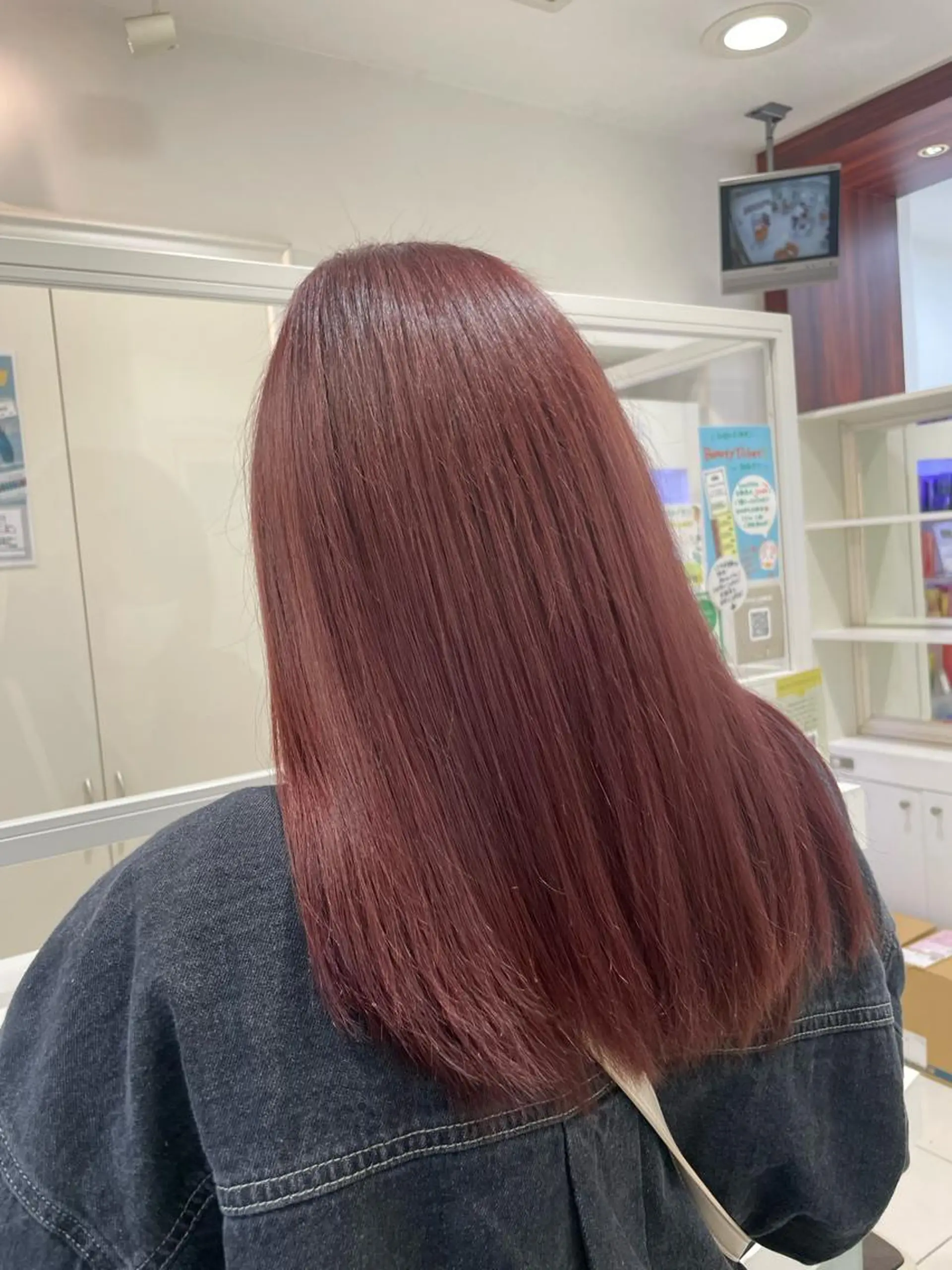 セミロング ケアカラー 暖色🎀ゆるふわ☁️ MOERI 🍒のヘアスタイル