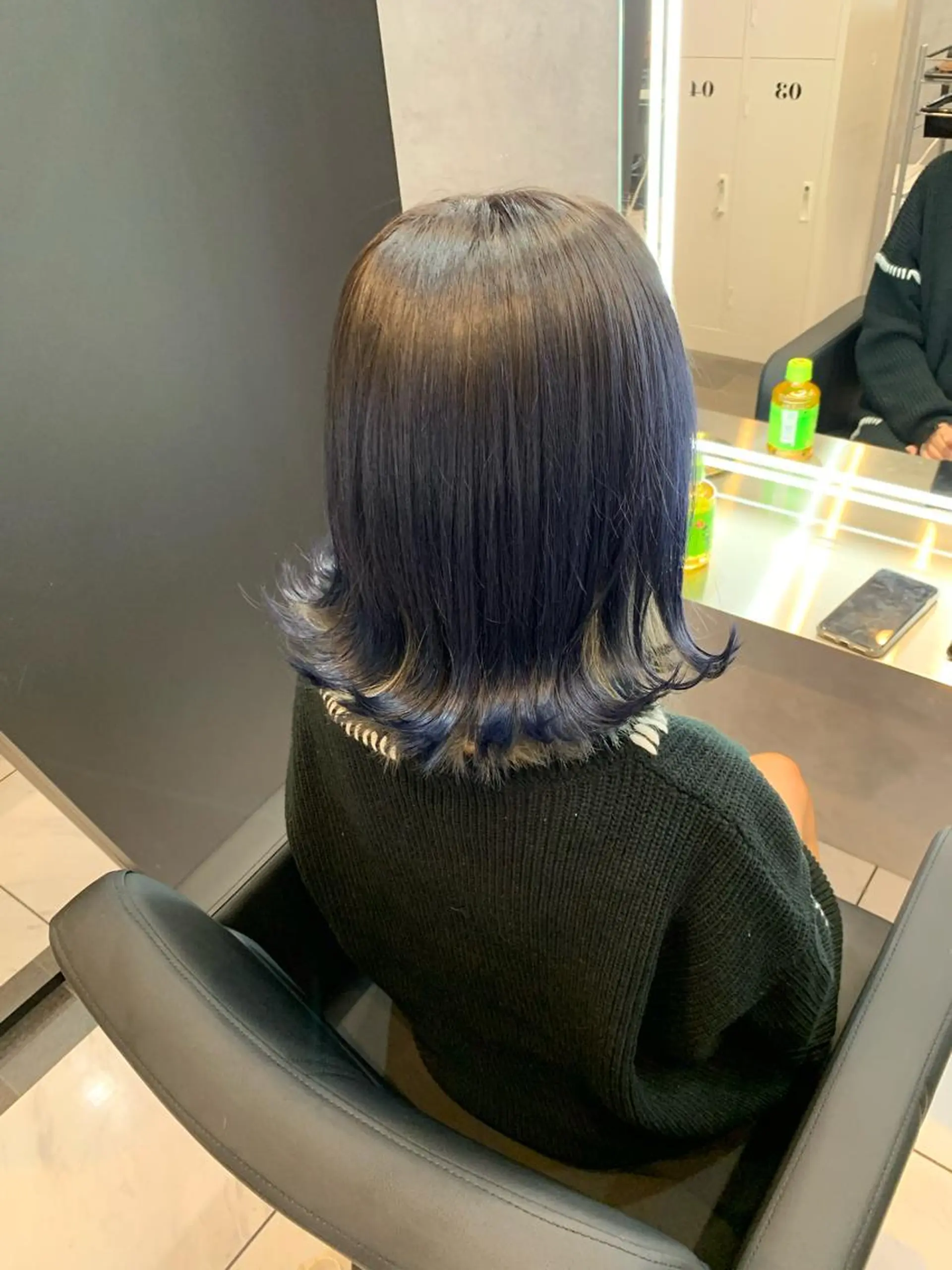 ミディアム カラー ブリーチ ネイビーカラー シルバー ヘアカラー トリートメント 透明感/ブリーチ縮毛 /髪質改善/星野純一のヘアスタイル