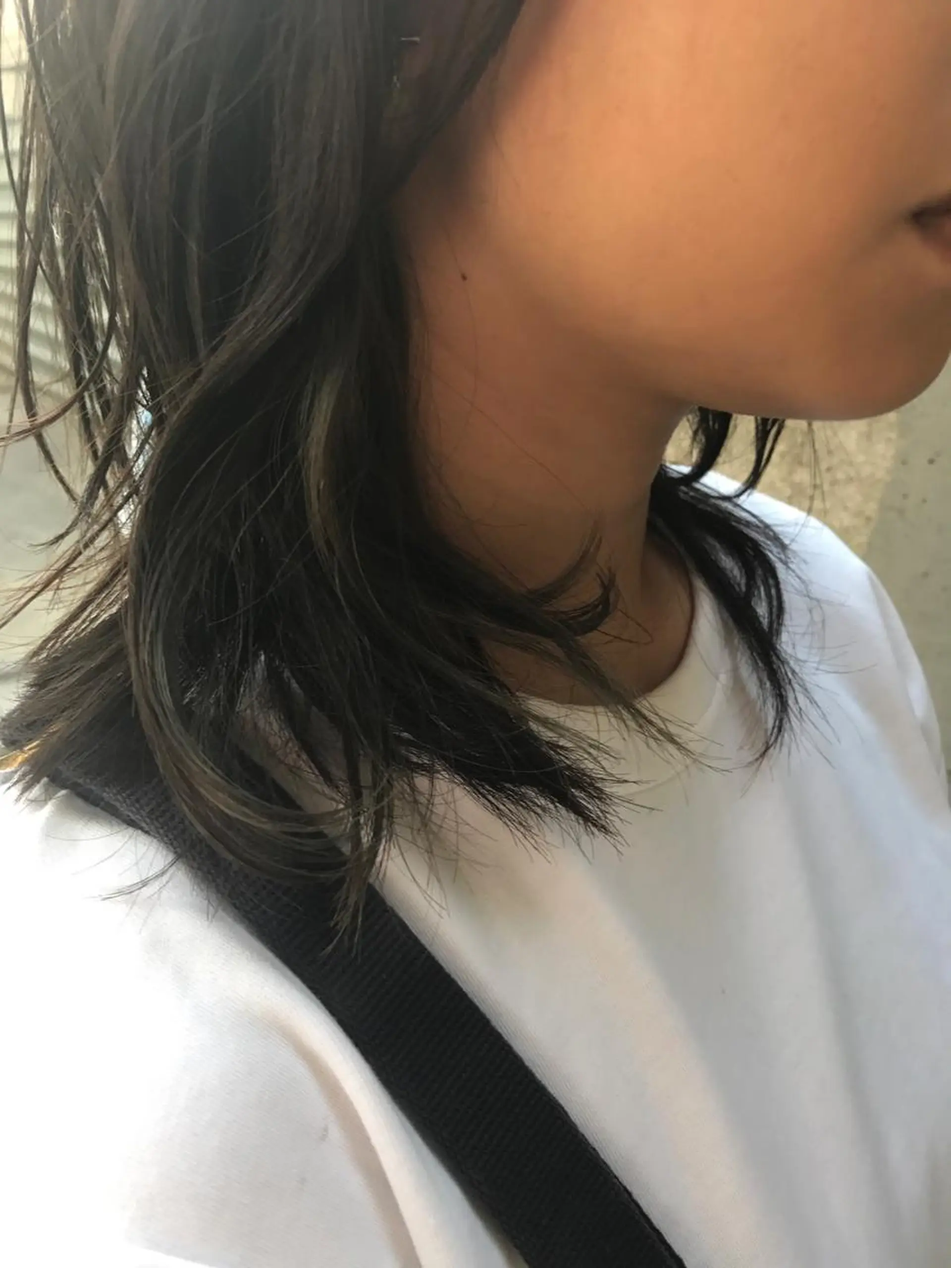 セミロング カラー ブラウンカラー オリーブブラウン レイヤーカット ショートカット🍃 岡元瑞貴のヘアスタイル