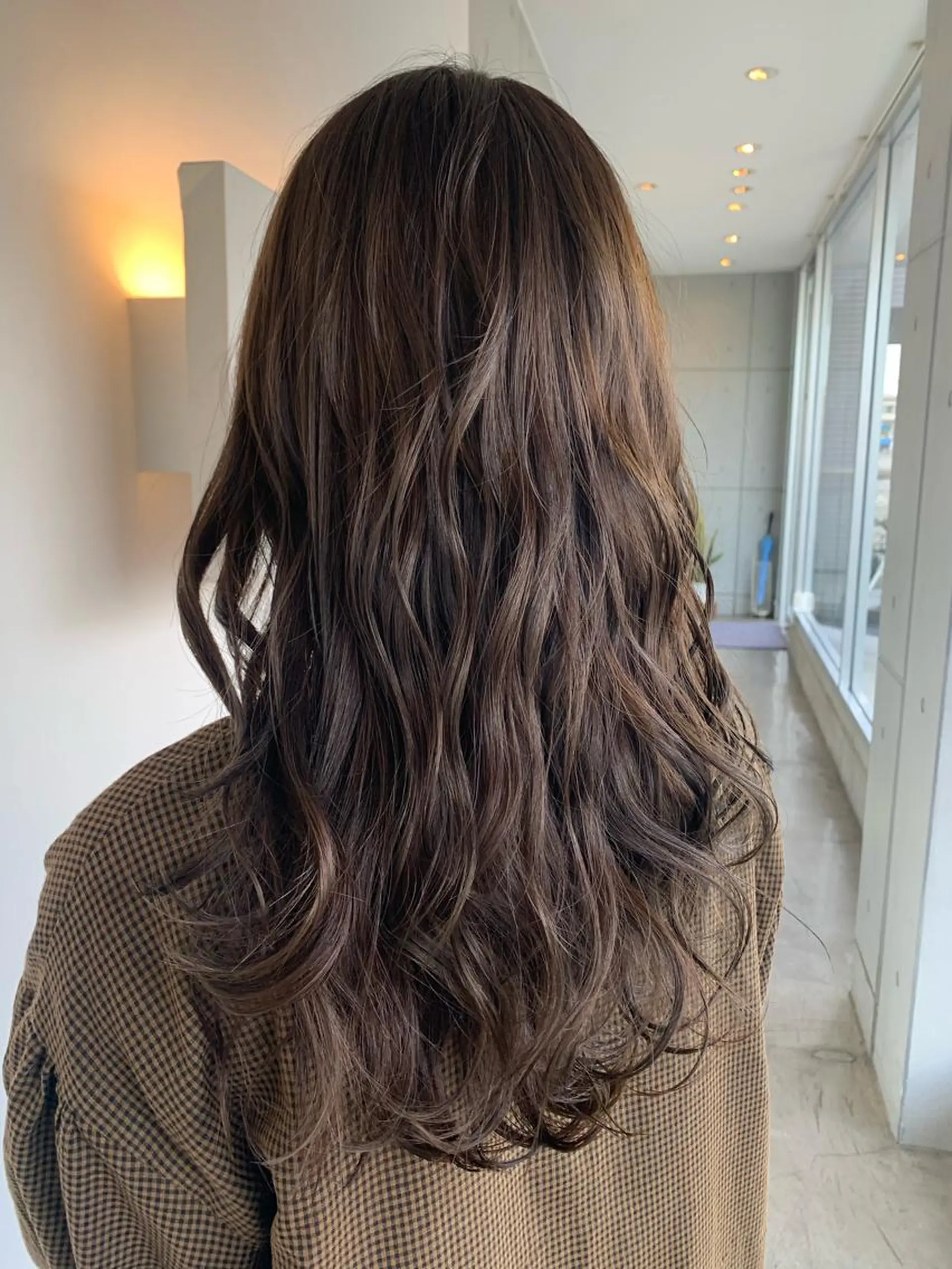 セミロング アッシュ sharon所属・おせ ちさとのヘアスタイル