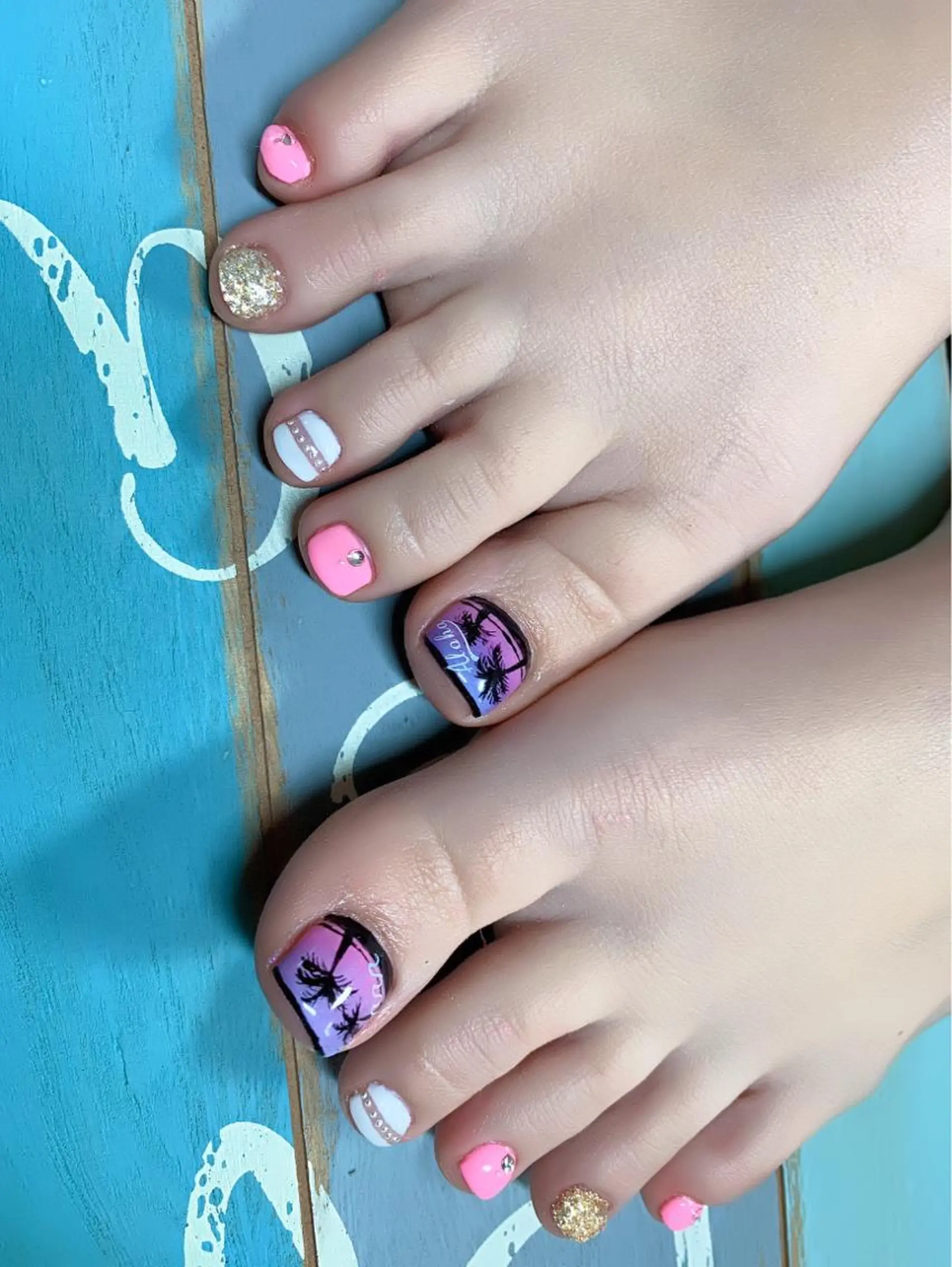 ネイル 菅野 愛花のネイルデザイン