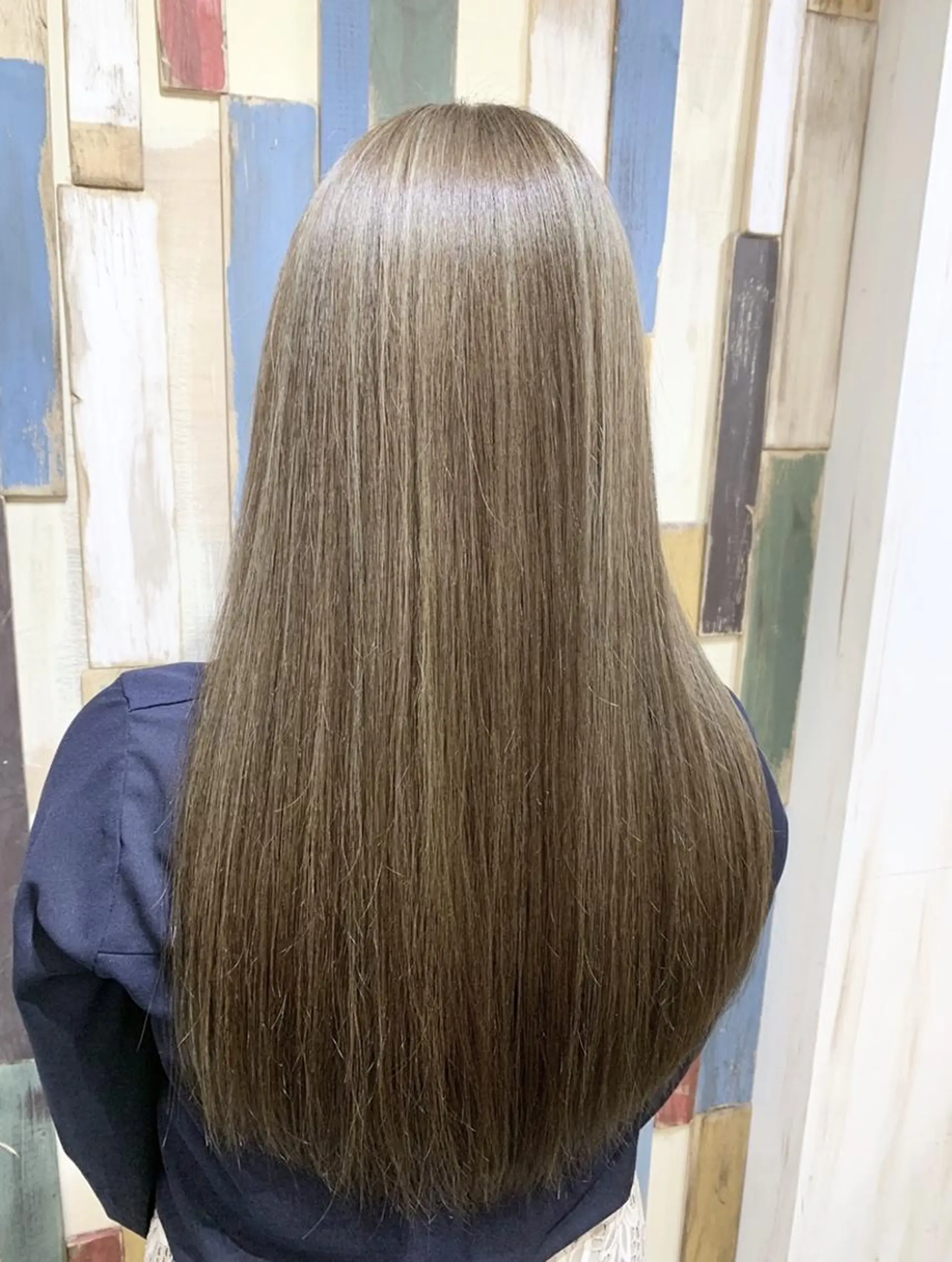 セミロング カット トリートメント 嶋村夏実🌼レイヤー 🌸白髪ぼかしのヘアスタイル