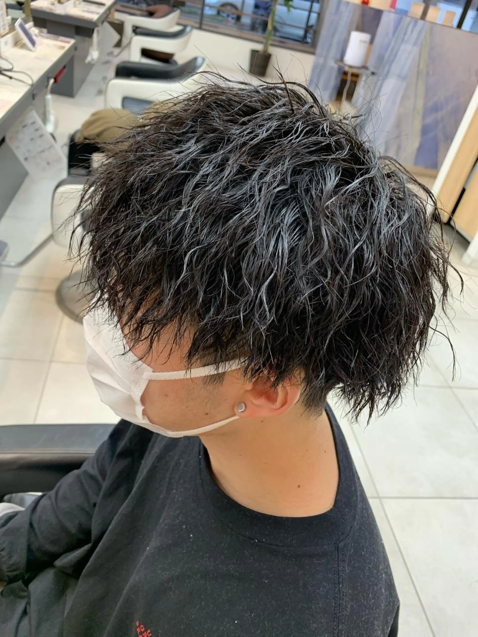 パーマ メンズ メンズブリーチ フェードカット メンズパーマ プードルパーマ 学生（メンズ向け） L PLACE所属・L PLACE 丸山一希のヘアスタイル