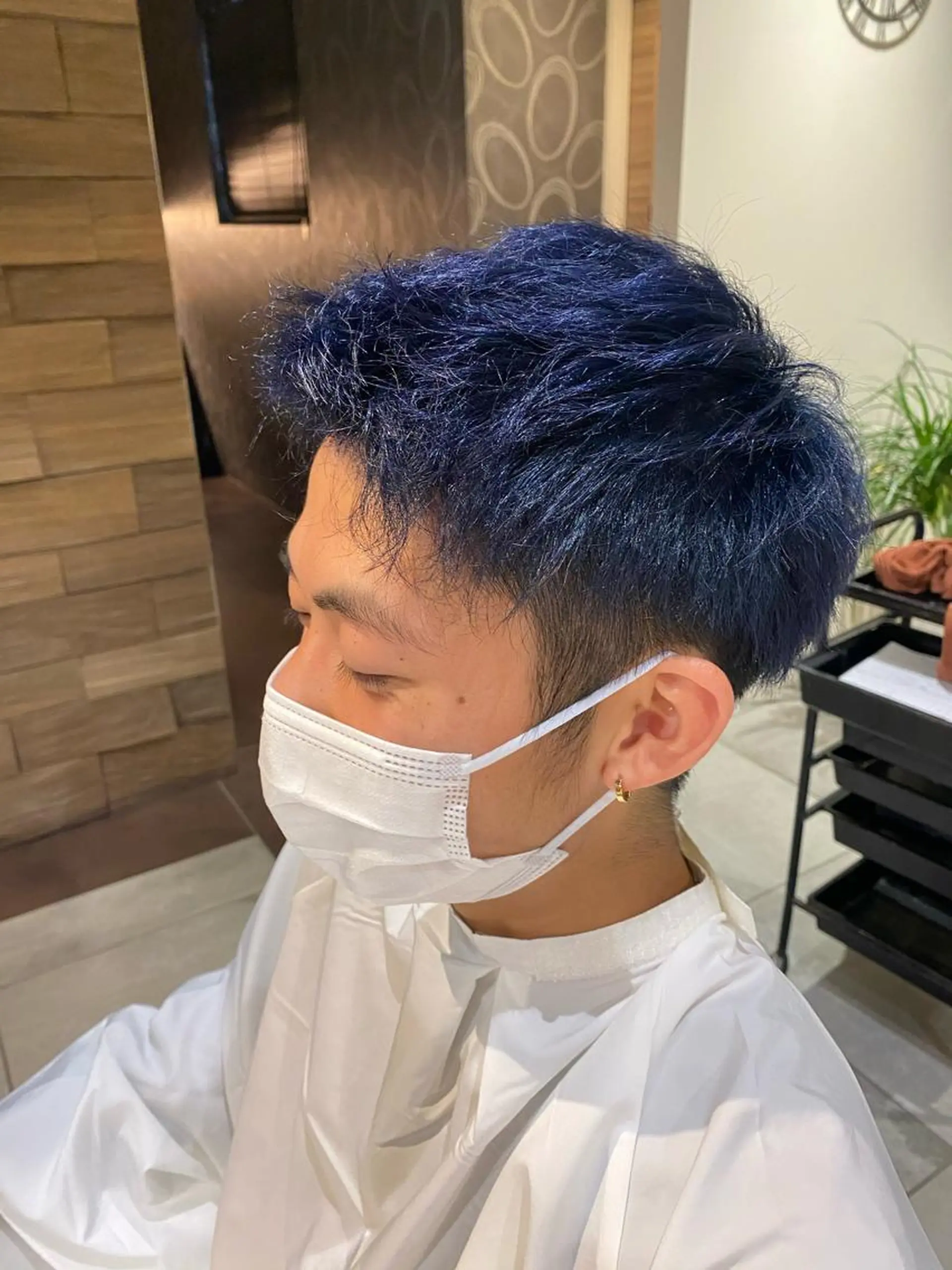 ショート カラー ネイビーカラー ヘアカラー 川越 輝梨奈のヘアスタイル