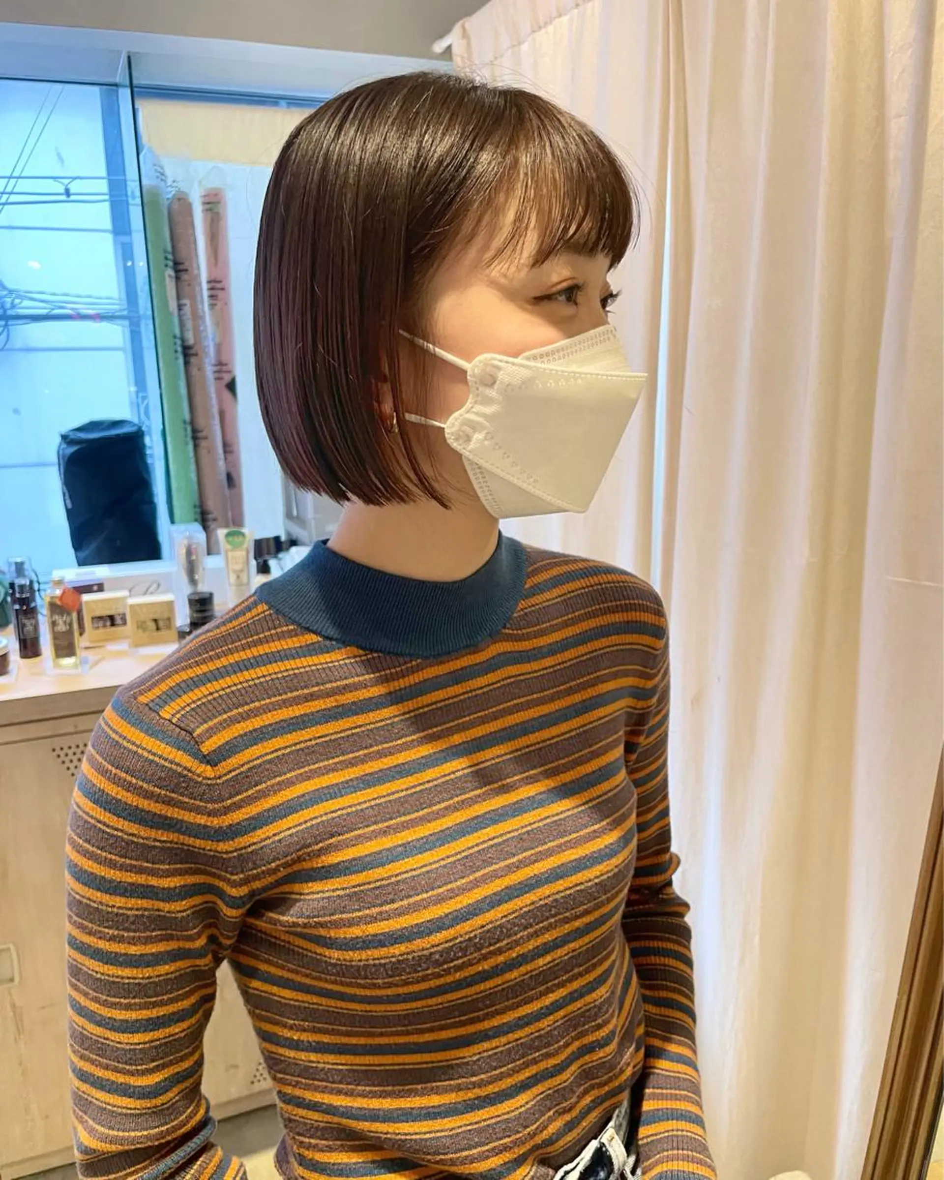 ショート カラー カット ぱつっとボブ 古家 佑真のヘアスタイル