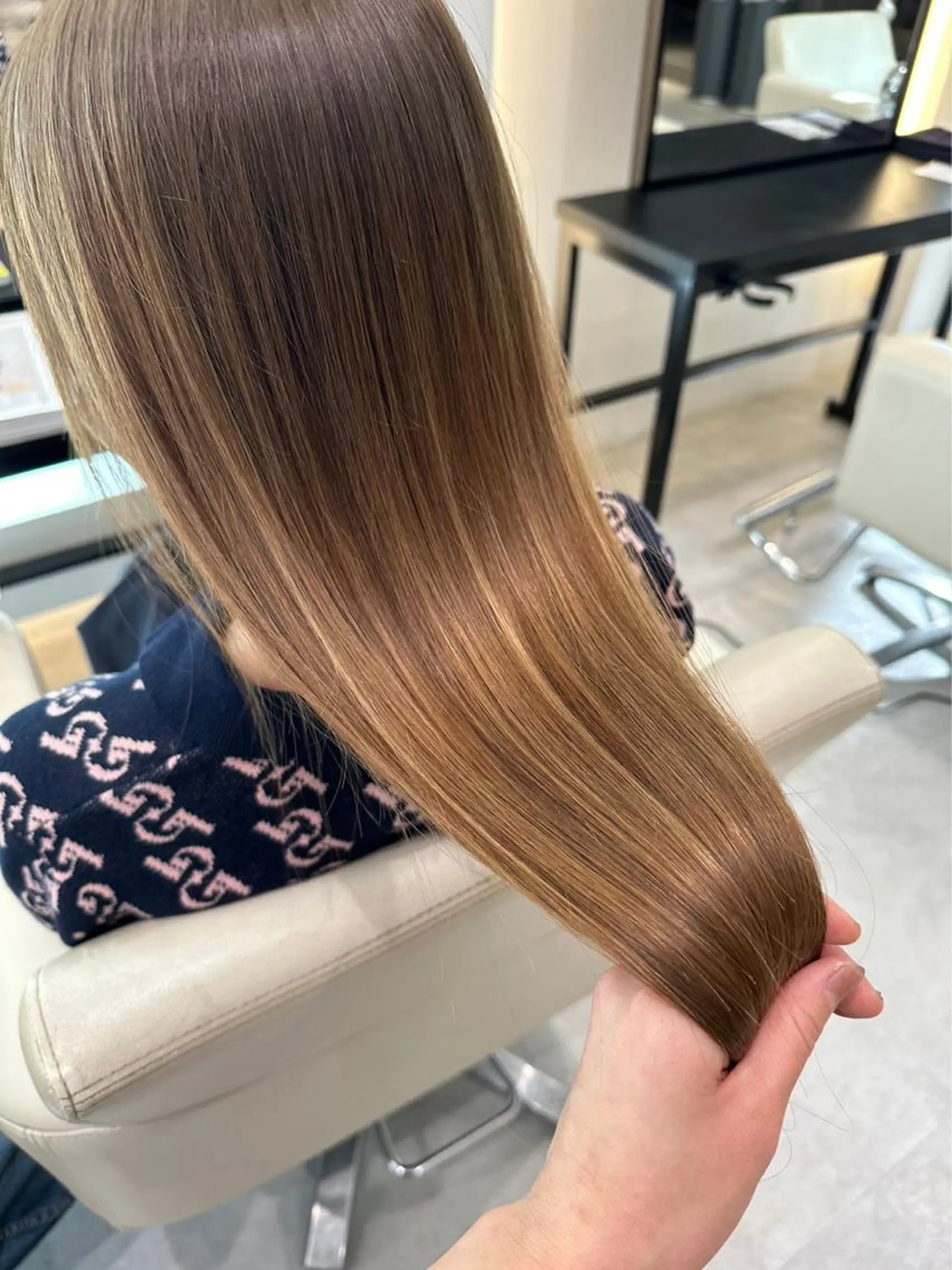 ロング 宿谷 真那斗のヘアスタイル