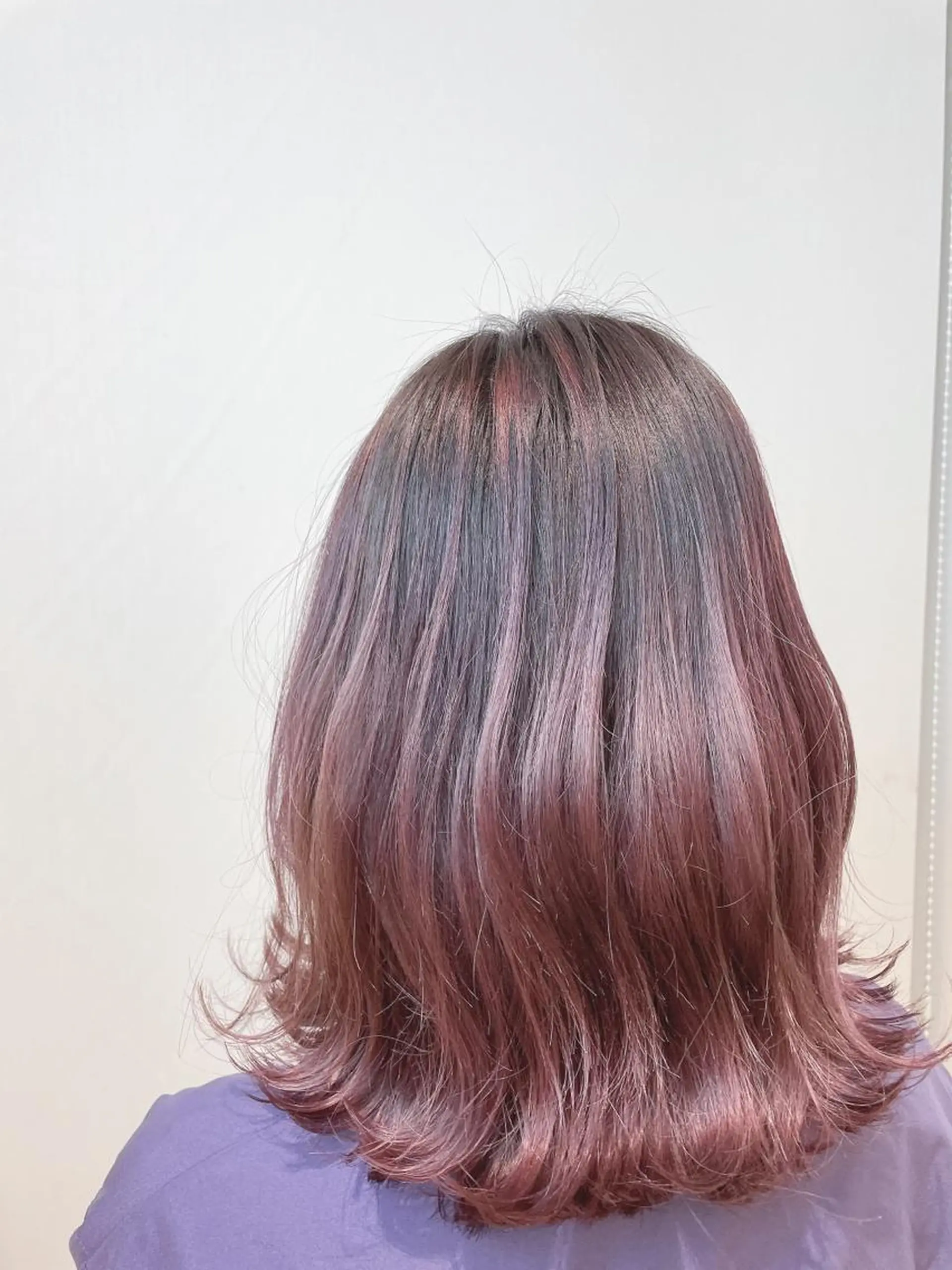 ミディアム カラー バレイヤージュ パープルカラー レイヤーカット IwAsh中山所属・✂︎メンズバレイ ヤージュ✂︎露木智也のヘアスタイル