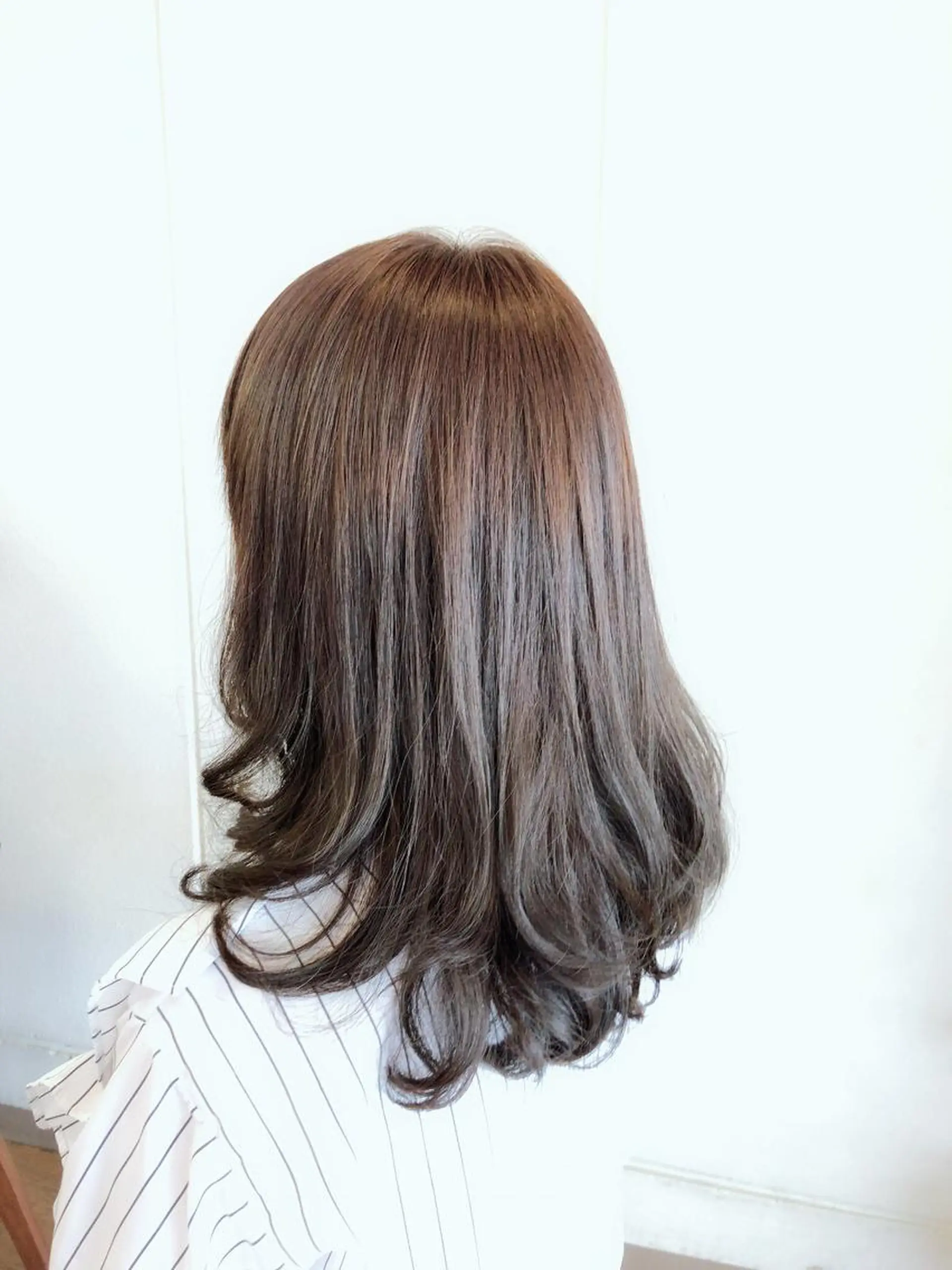 セミロング カラー パーマ bios hair(ビオスヘアー)所属・笠井 茂宗のヘアスタイル