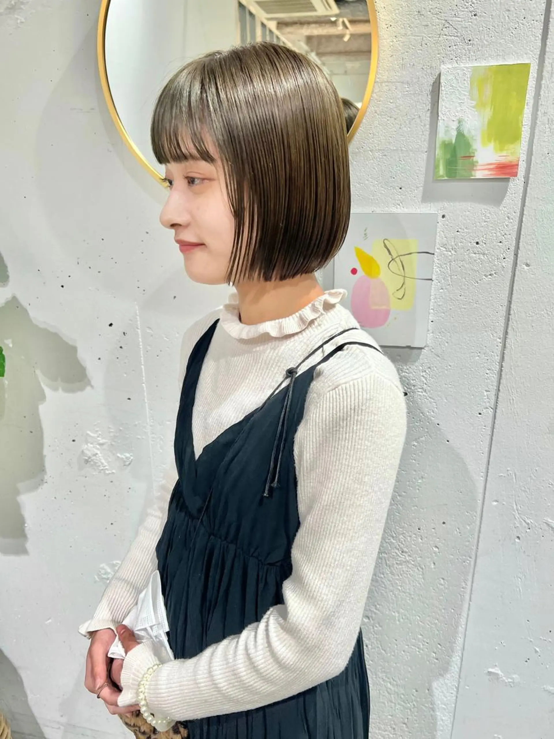 ショート カット ヘアカラー 石井 菜々のヘアスタイル