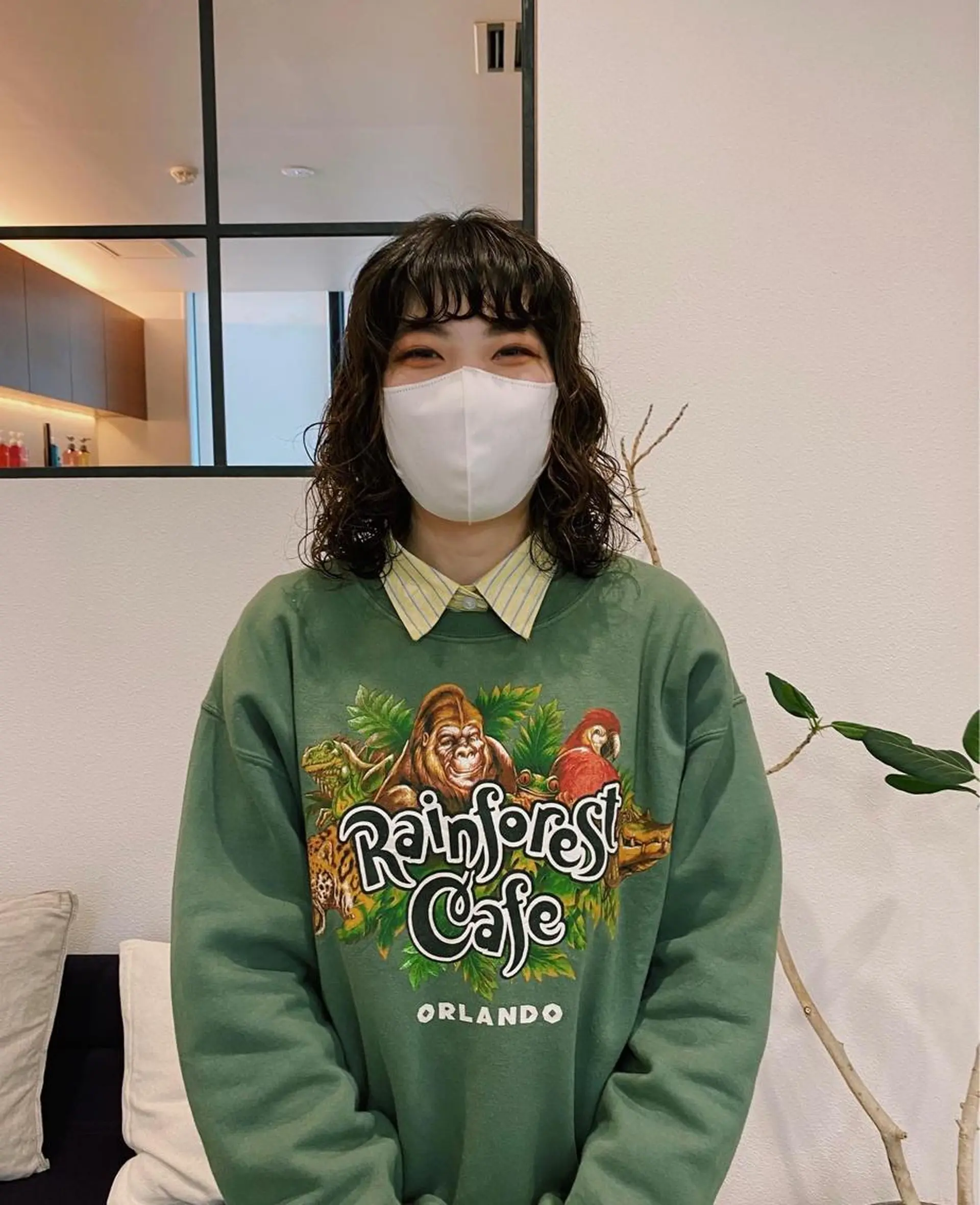 ミディアム パーマ ハイライト カット ヘアカラー トリートメント 店長　ショート& パーマ　坂本のヘアスタイル