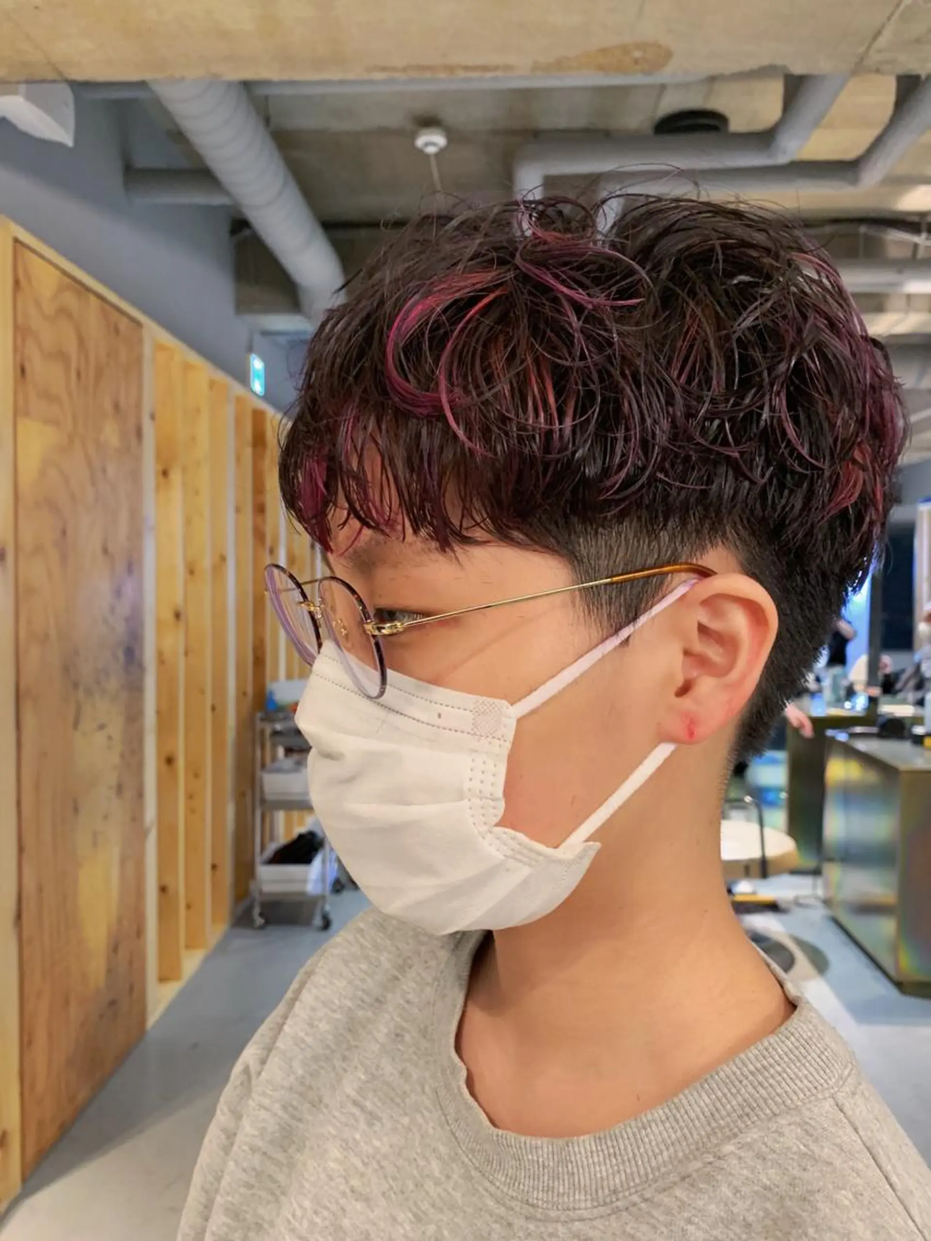 ショート カラー パーマ カット ヘアカラー パーマ よしだ とおいのヘアスタイル