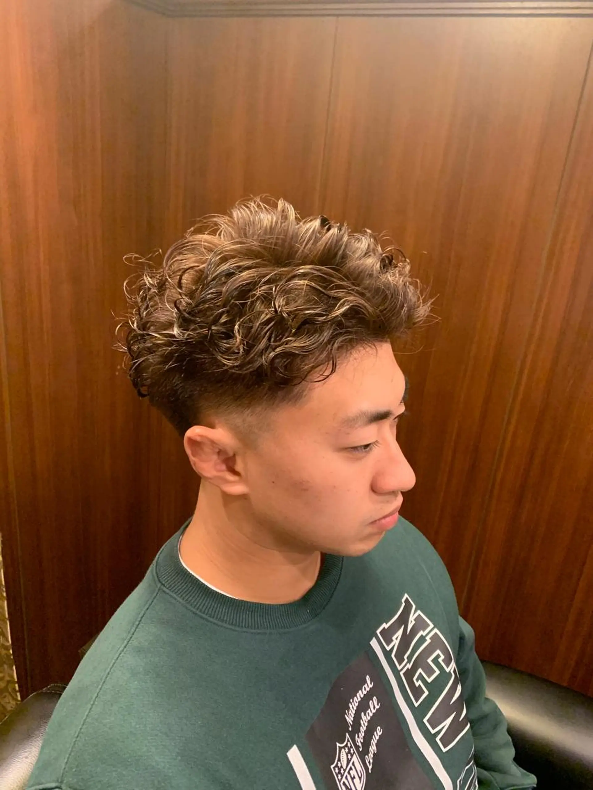 セミロング 銀座 関のヘアスタイル
