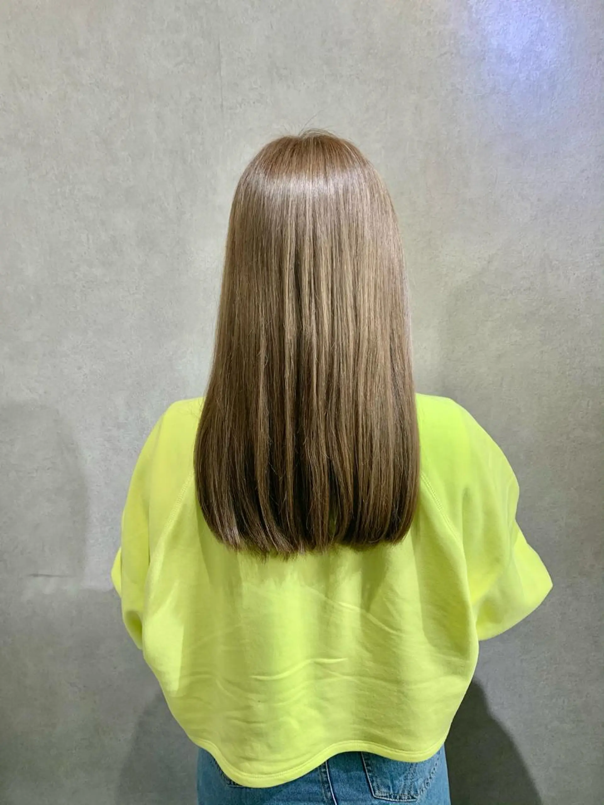 セミロング カラー ベージュカラー ミルクティーベージュ 【全席個室サロン】髪 質改善/IBUKIのヘアスタイル