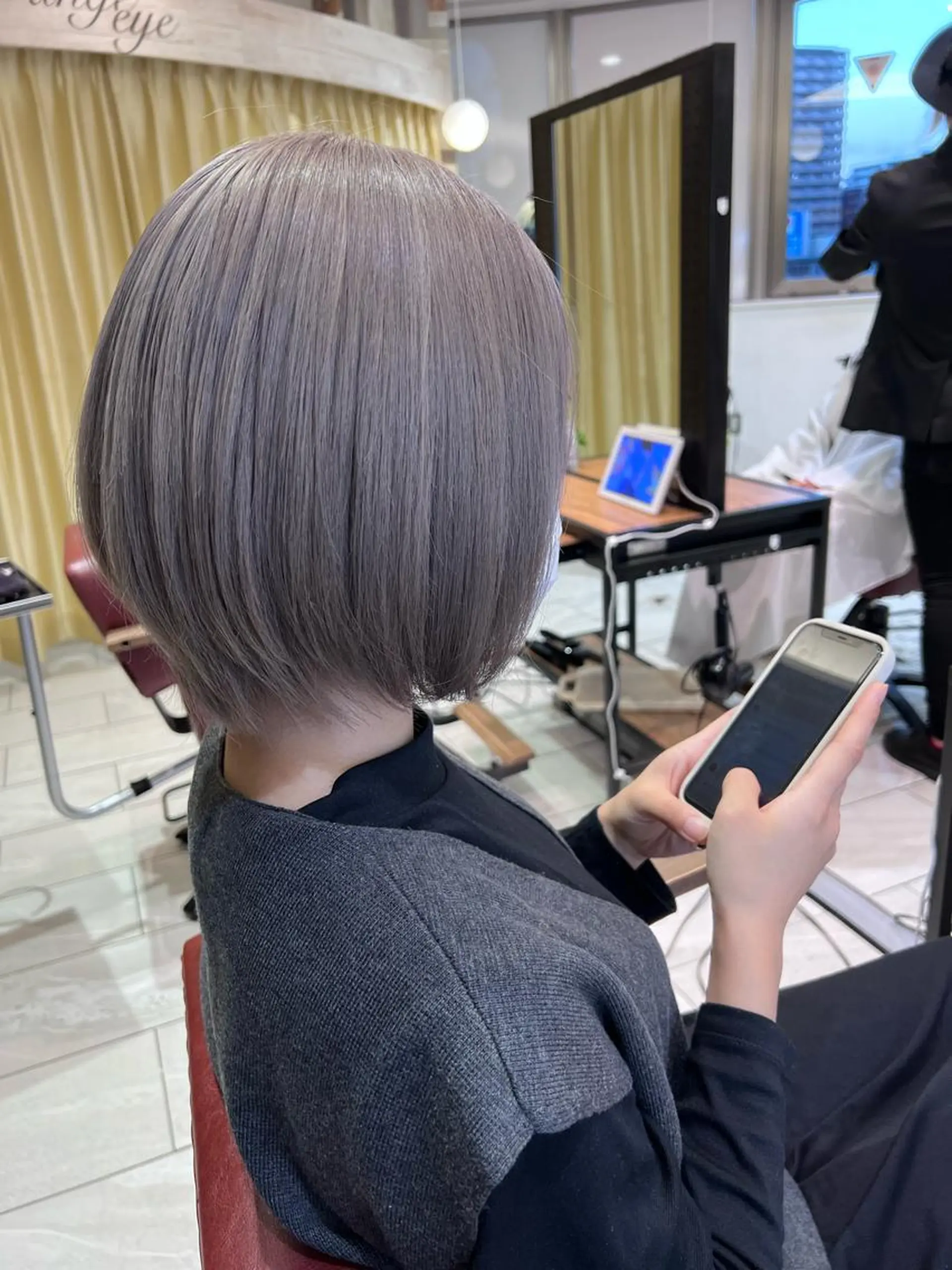 ショート カラー 透明感カラー ヘアカラー オーガニック/白髪 ぼかし/斎藤相慶のヘアスタイル