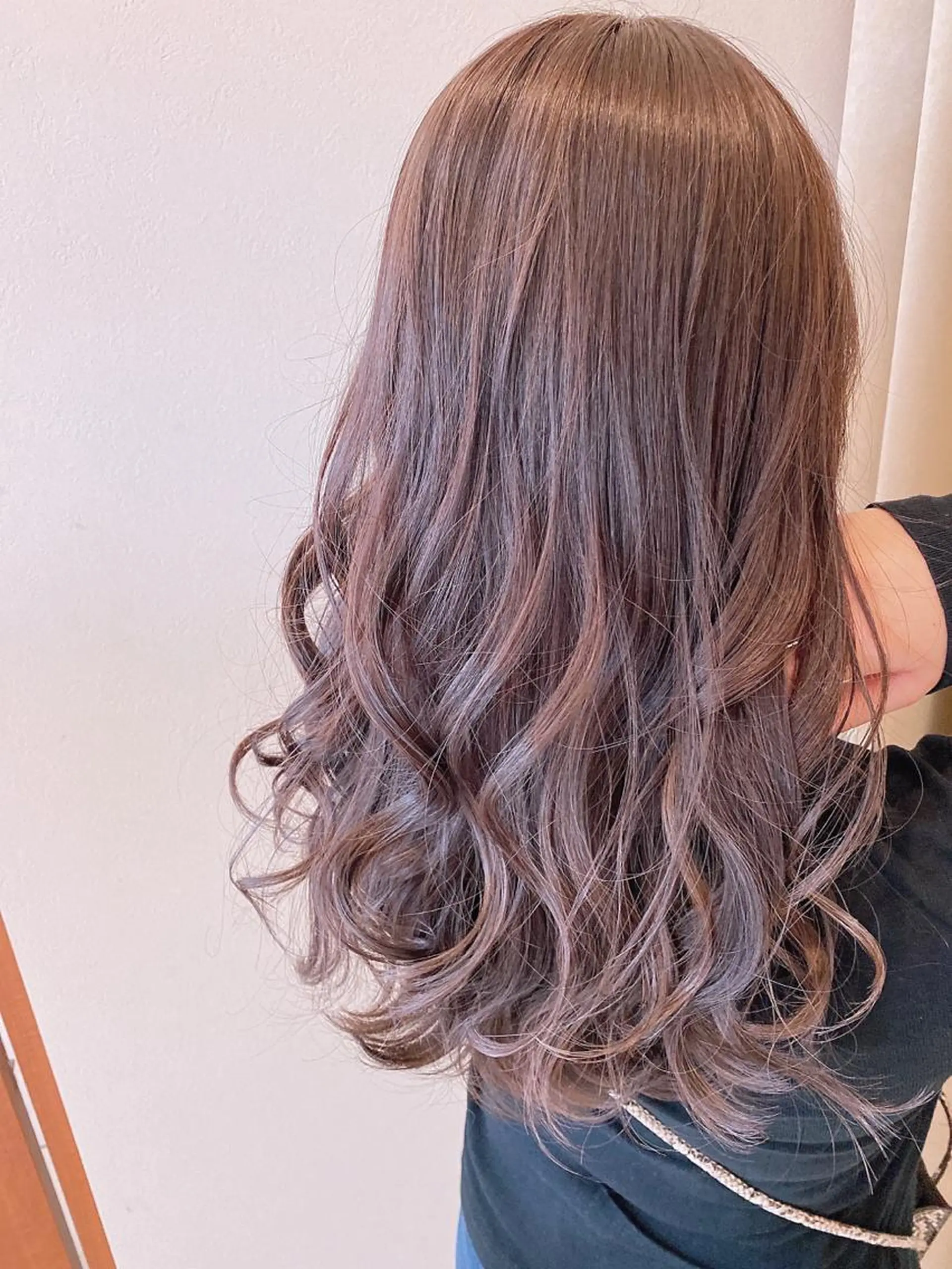 ロング カラー ヘアアレンジ ブラウンカラー ラベンダーカラー エクステ＆カラー 特化F-card上通のヘアスタイル