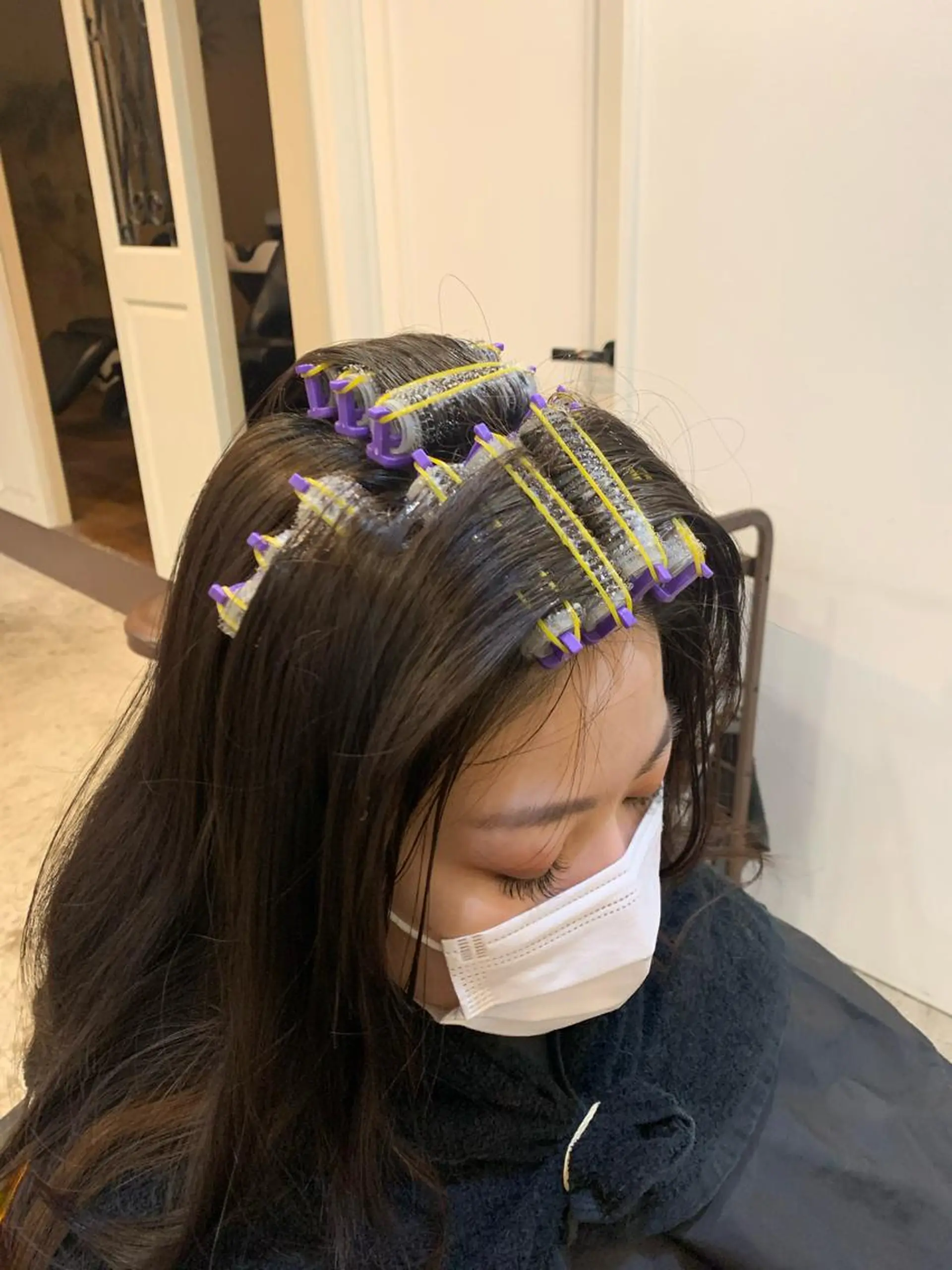 セミロング パーマ セミロングパーマ 韓国風ヘア 根元パーマ 現地韓国ヘア🇰🇷 Chisaki치사키のヘアスタイル