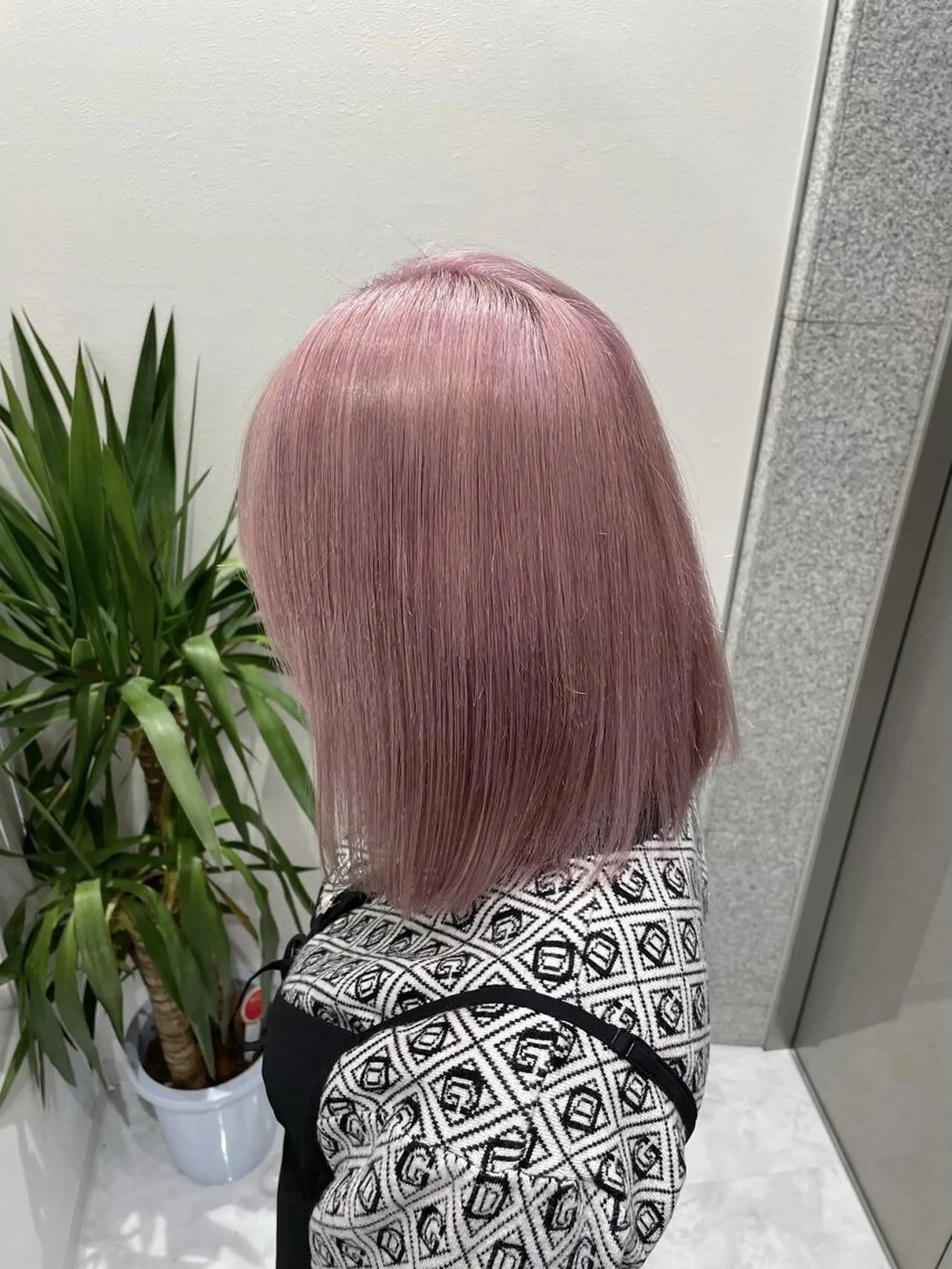 カラー セミロング ヘアカラー ハイトーンブロンド 横浜💞ミオのヘアスタイル