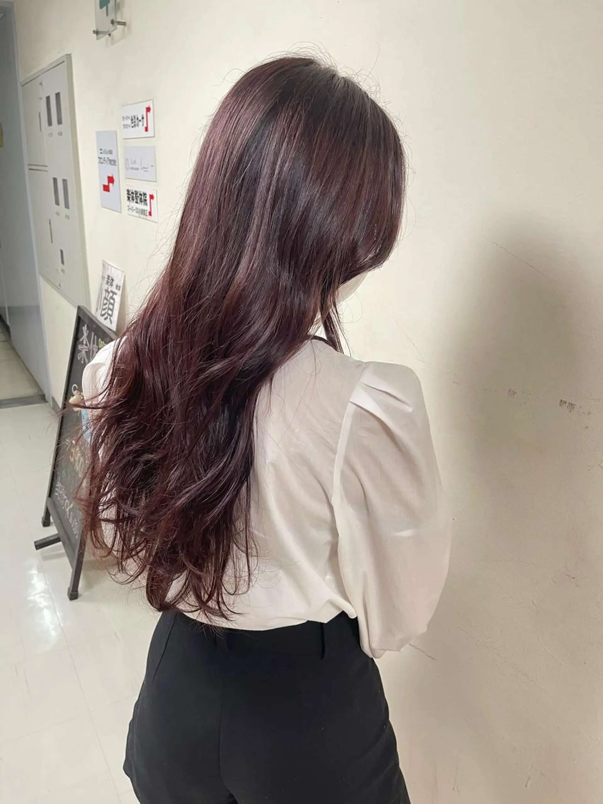 ロング カラー カット ヘアカラー トリートメント シンタニ ナオトのヘアスタイル