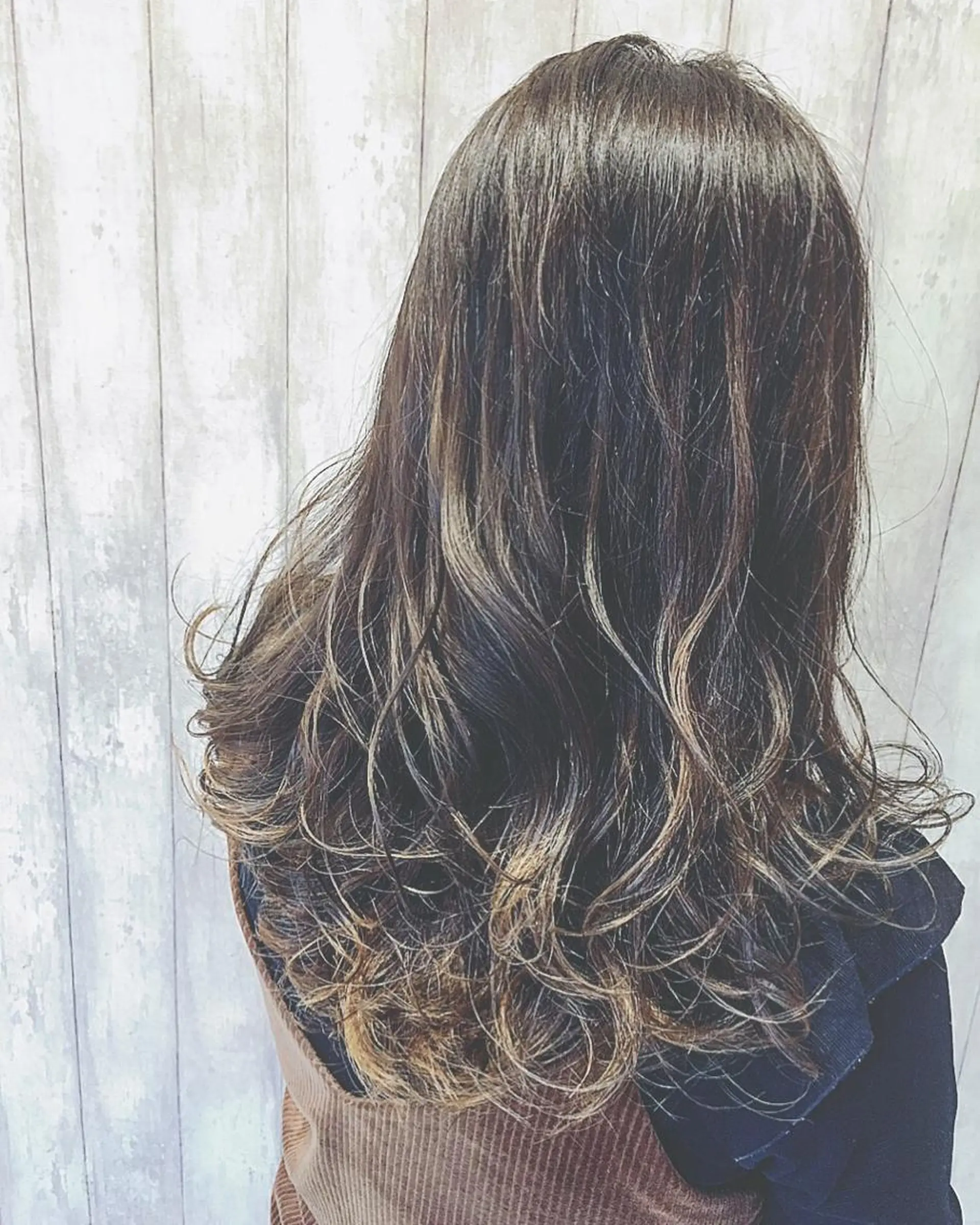 ロング カラー ヘアアレンジ ハイライトカラー ハイライト boutique misakiのヘアスタイル