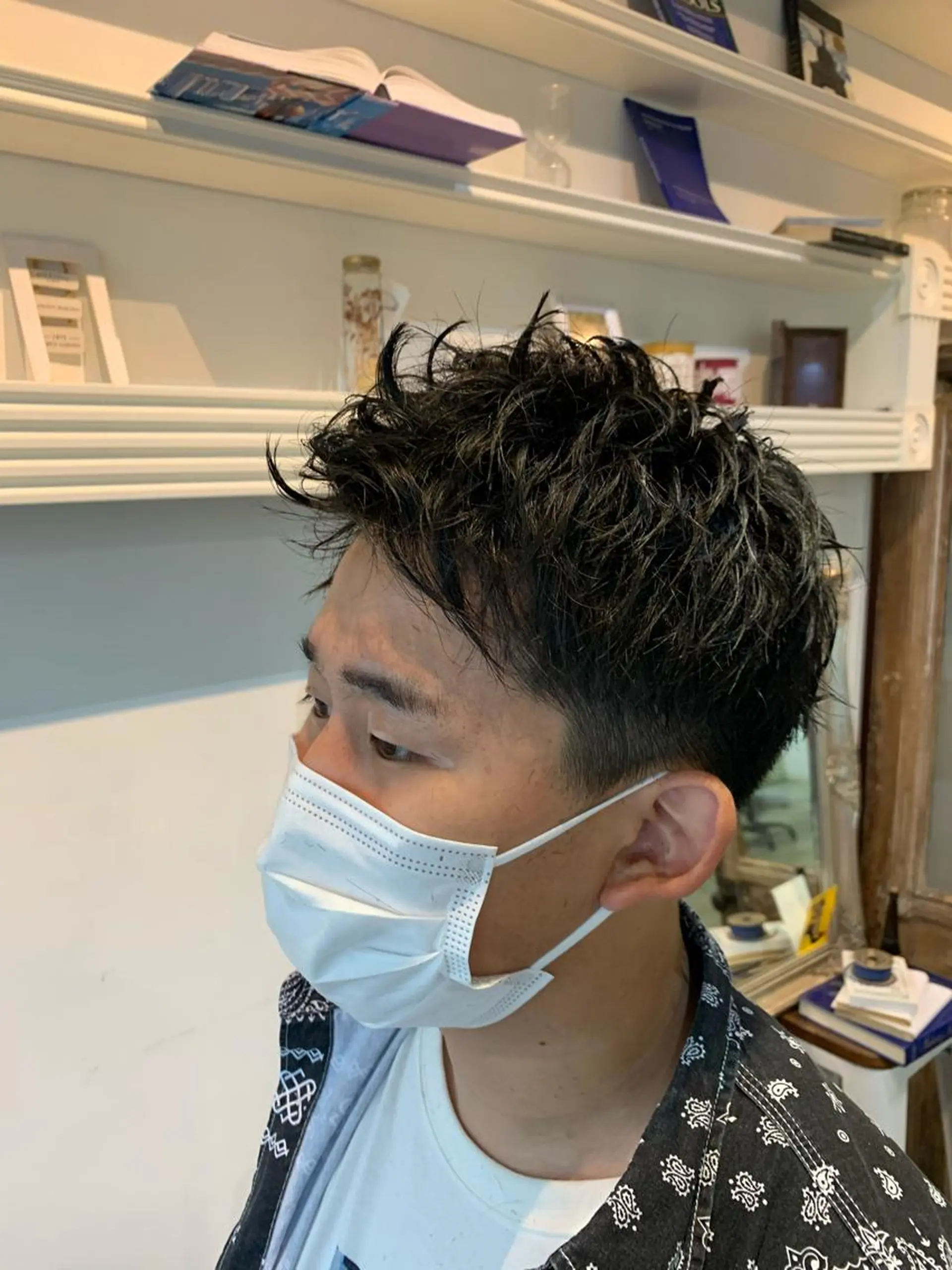 ショート カット 山口 竣也のヘアスタイル