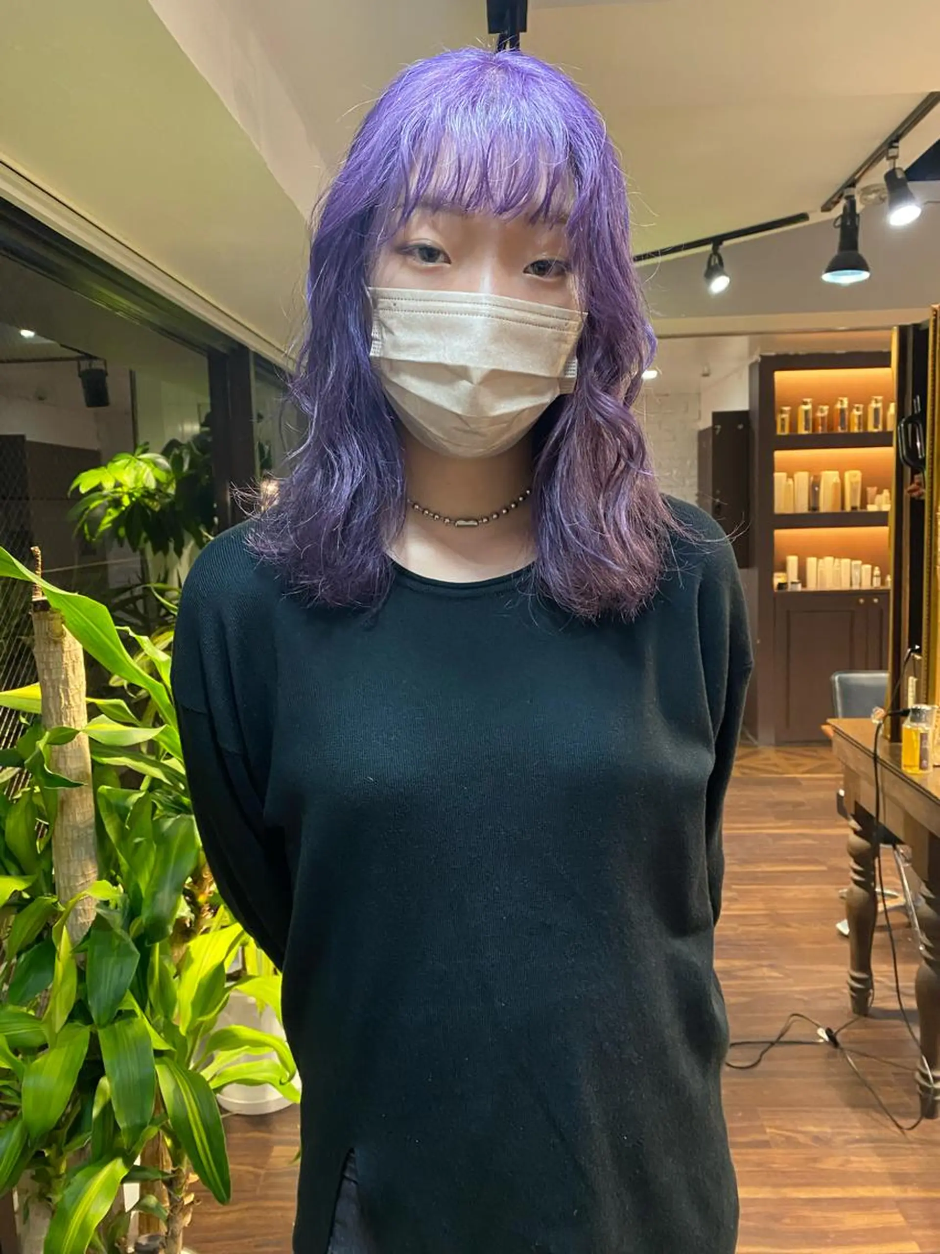 セミロング カラー ヘアアレンジ ダブルカラー ハイトーンカラー ラベンダーカラー パープルカラー カット ヘアカラー トリートメント 韓国ヘア×髪質 改善🇰🇷シオリのヘアスタイル