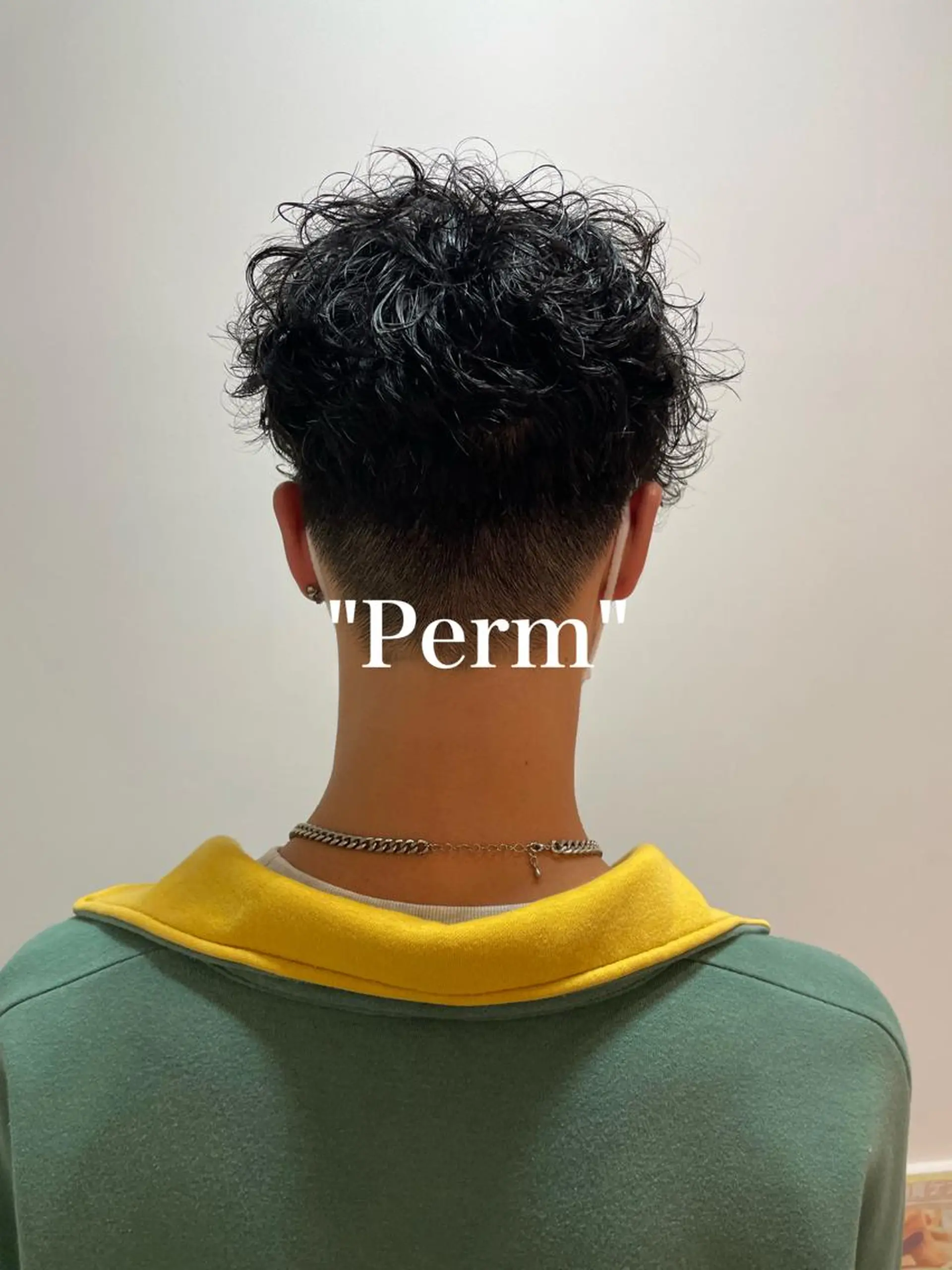 パーマ メンズ 増渕 駿介のヘアスタイル