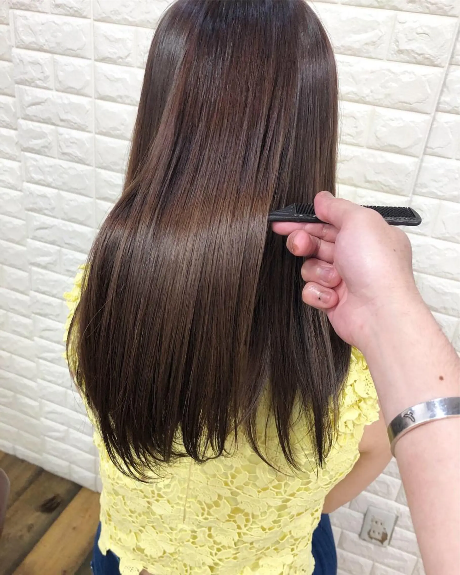 セミロング カラー 髪質改善 トリートメント ヘアカラー トリートメント famille所属・famille ファミーユのヘアスタイル