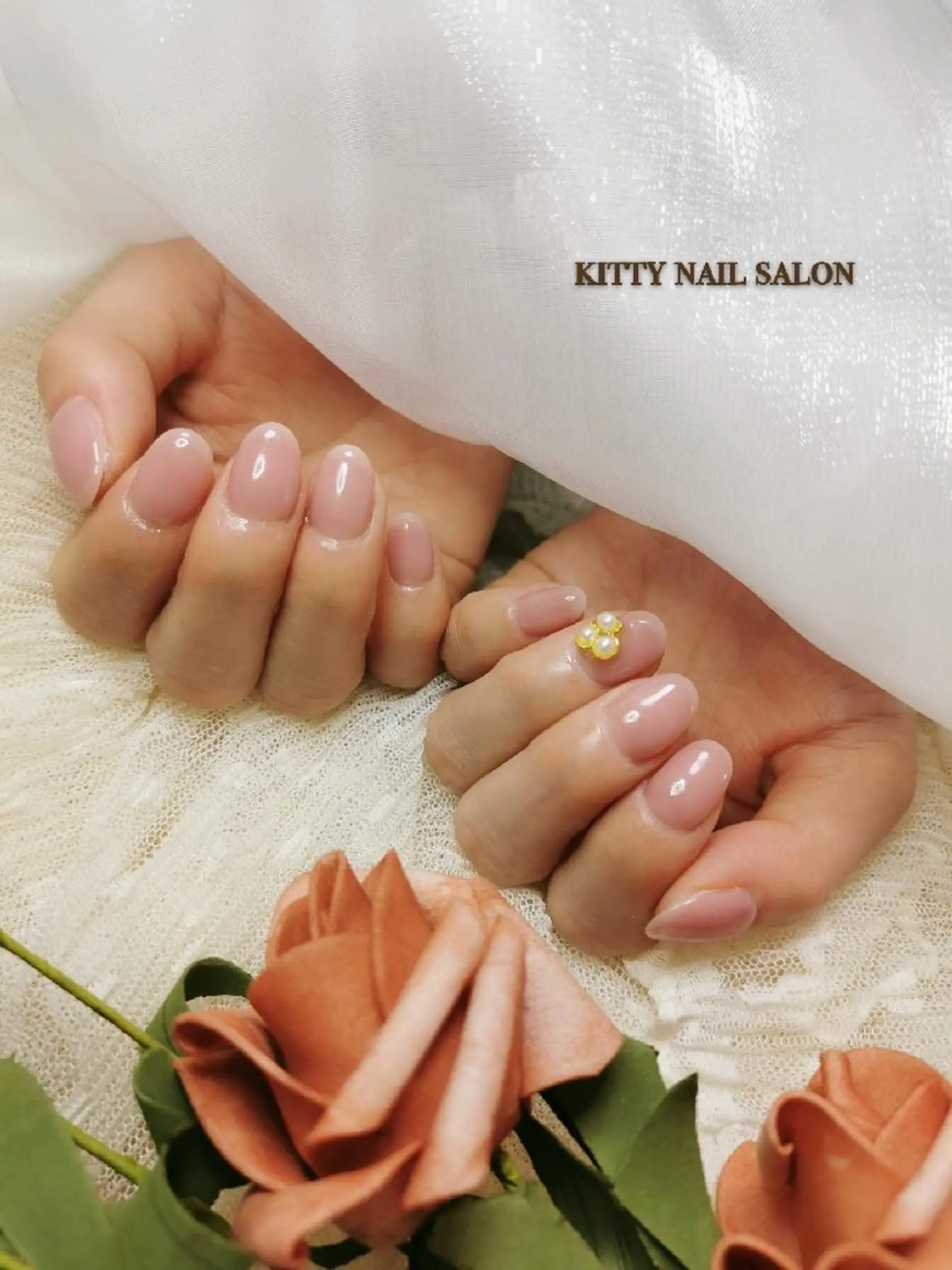 ネイル ストーンネイル ハンドネイル kitty nail salonのネイルデザイン