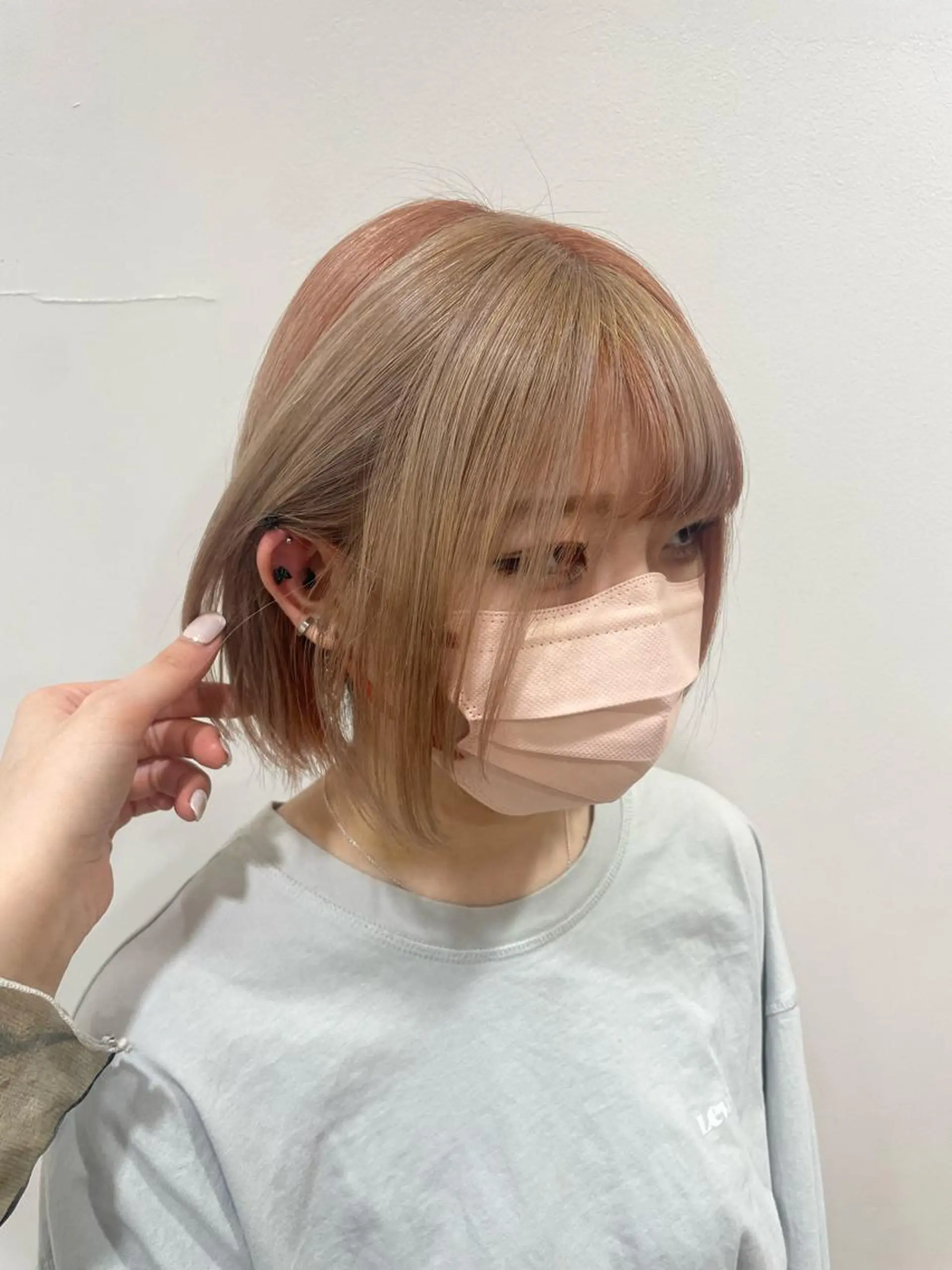 ミディアム カラー カット ヘアカラー 水色/ペールカラー/ レイヤー💫mayuのヘアスタイル