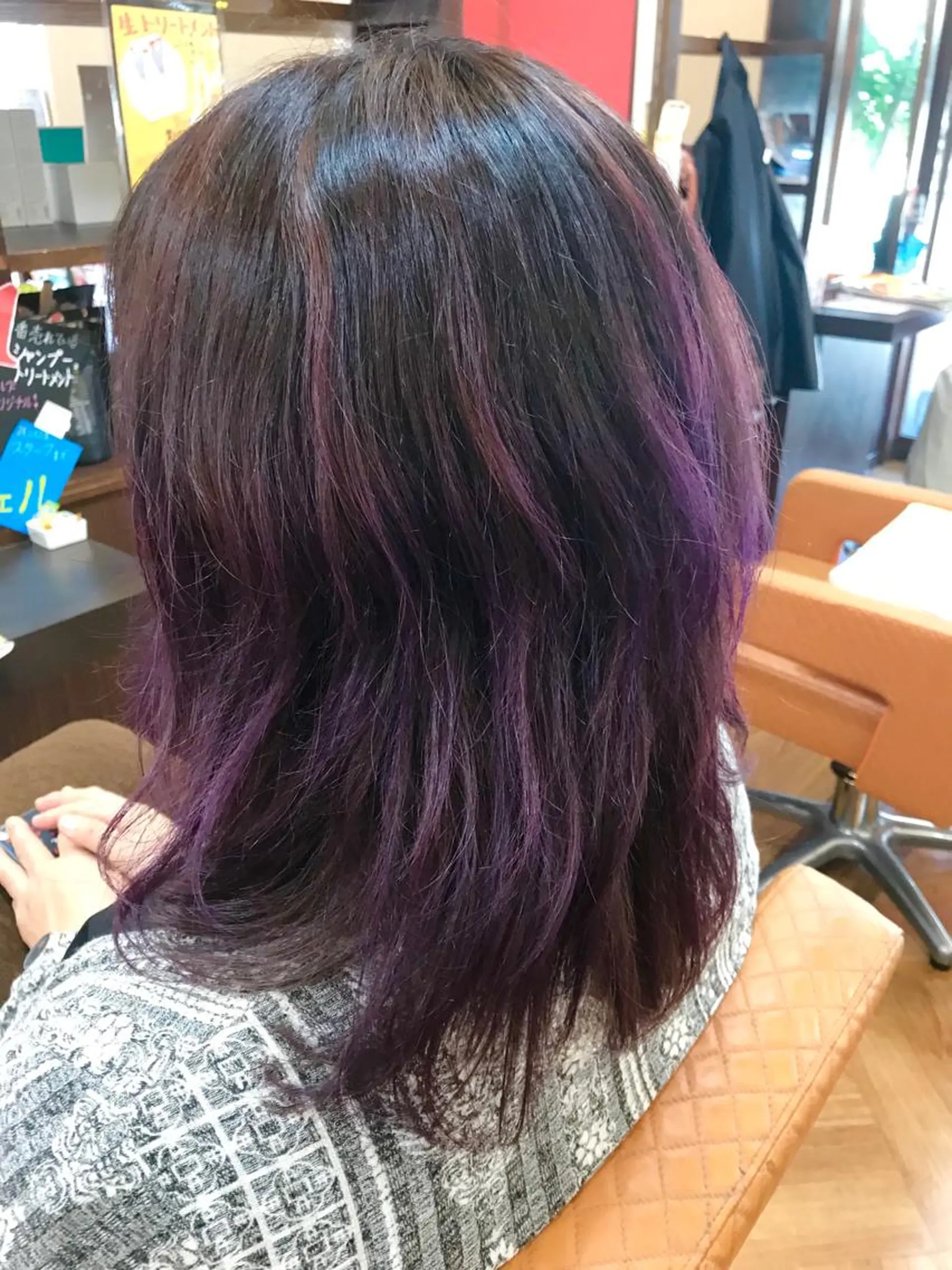 セミロング カラー WEST✂︎前田 明宏✂︎大和高田のヘアスタイル