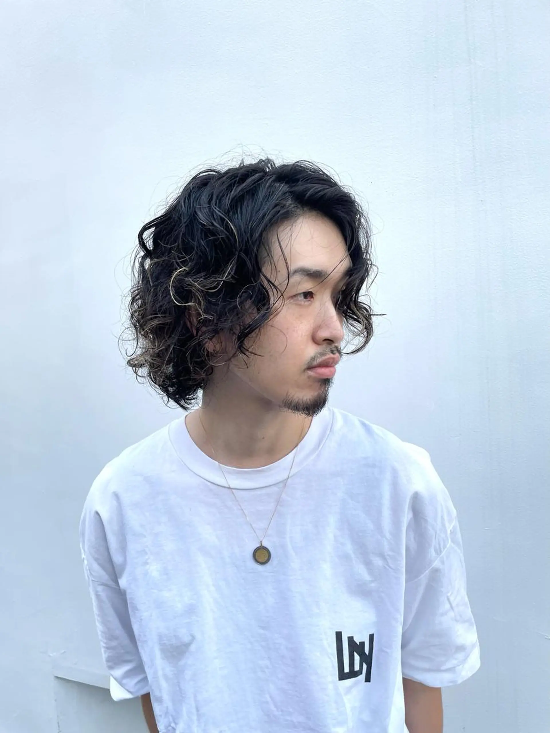 ミディアム 渋谷 ミモザワークス タニグチヨシユキのヘアスタイル