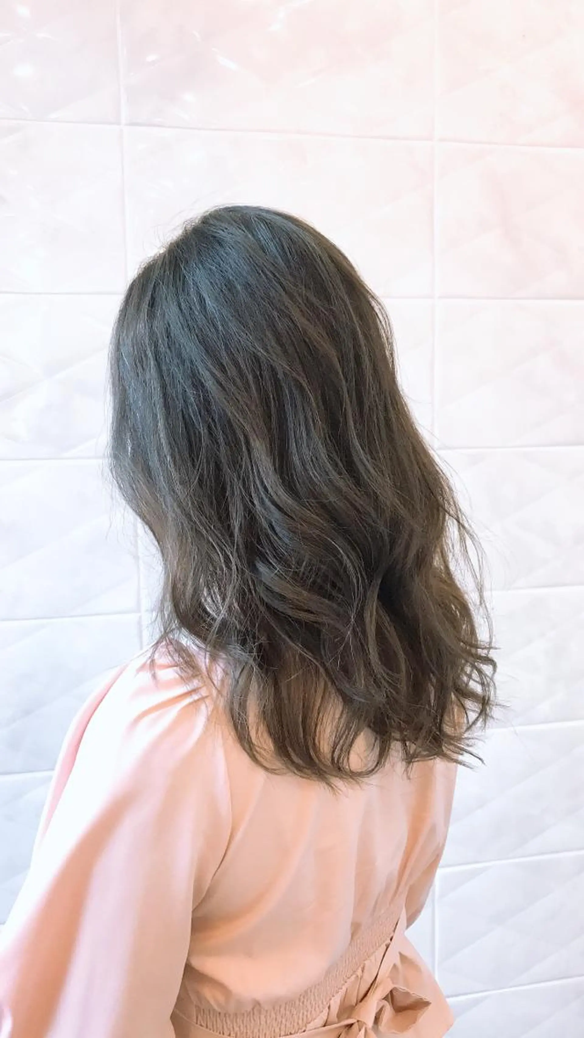 セミロング カラー 💗艶×髪改善カラー 特化💗AYAKIのヘアスタイル