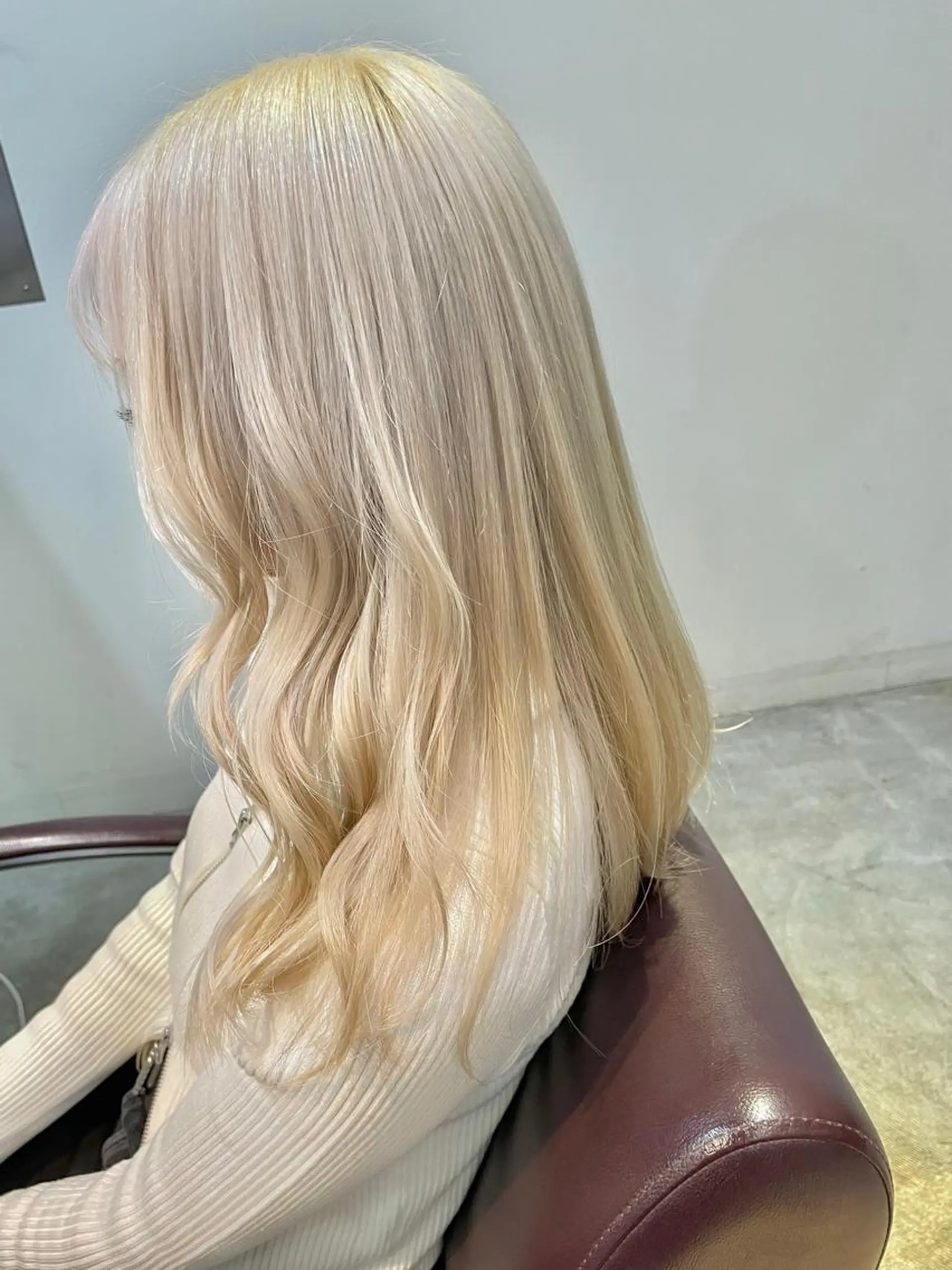 ロング カラー ハイトーンカラー 髪質改善・デザイン 特化Shion🦊のヘアスタイル