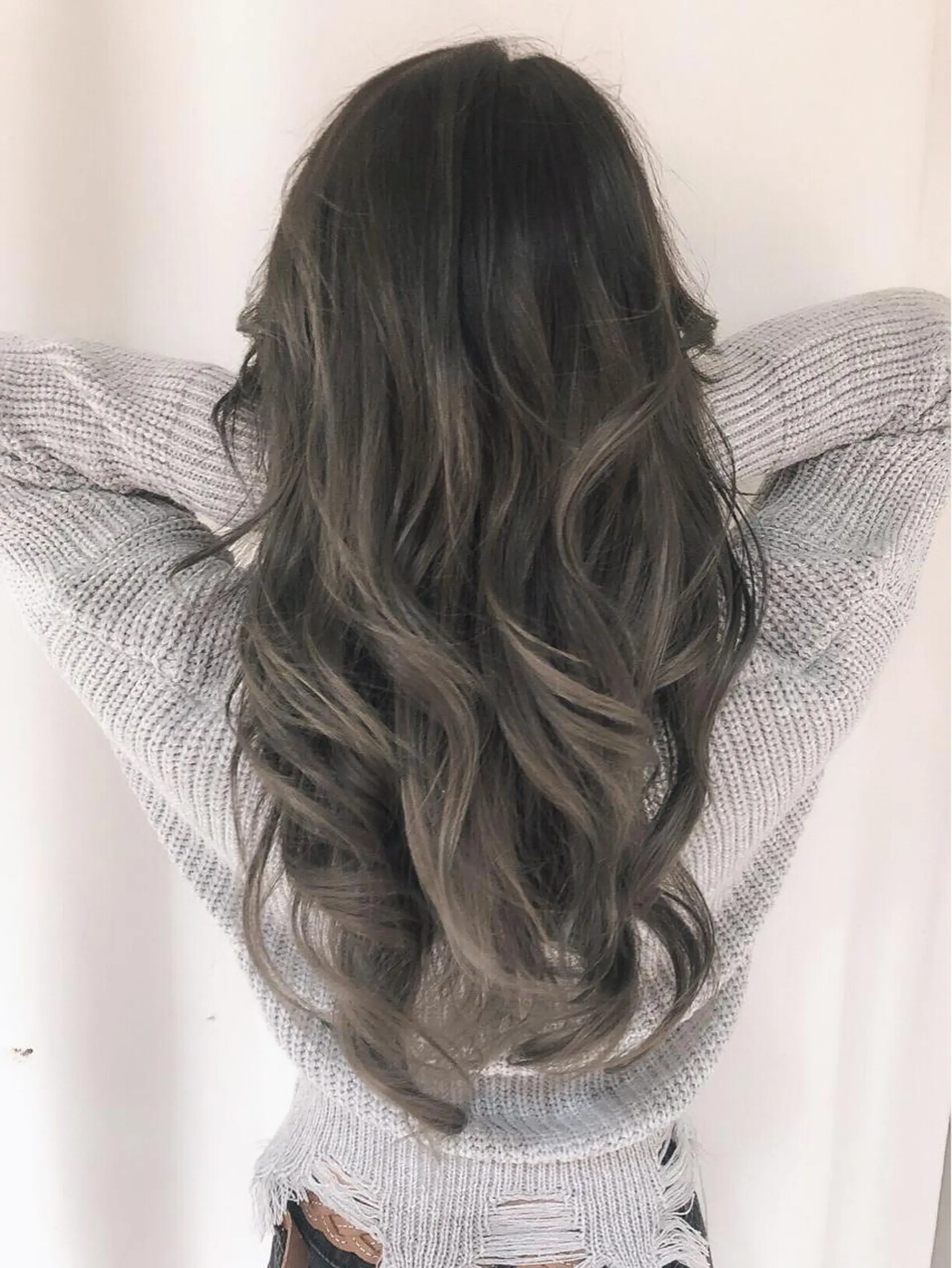 セミロング カラー パーマ ヘアアレンジ アッシュ バレイヤージュ ブリーチ グラデーションカラー グレージュ ヘアカラー トリートメント 竹内ケンゴ🇰🇷 EIGHT藤沢のヘアスタイル