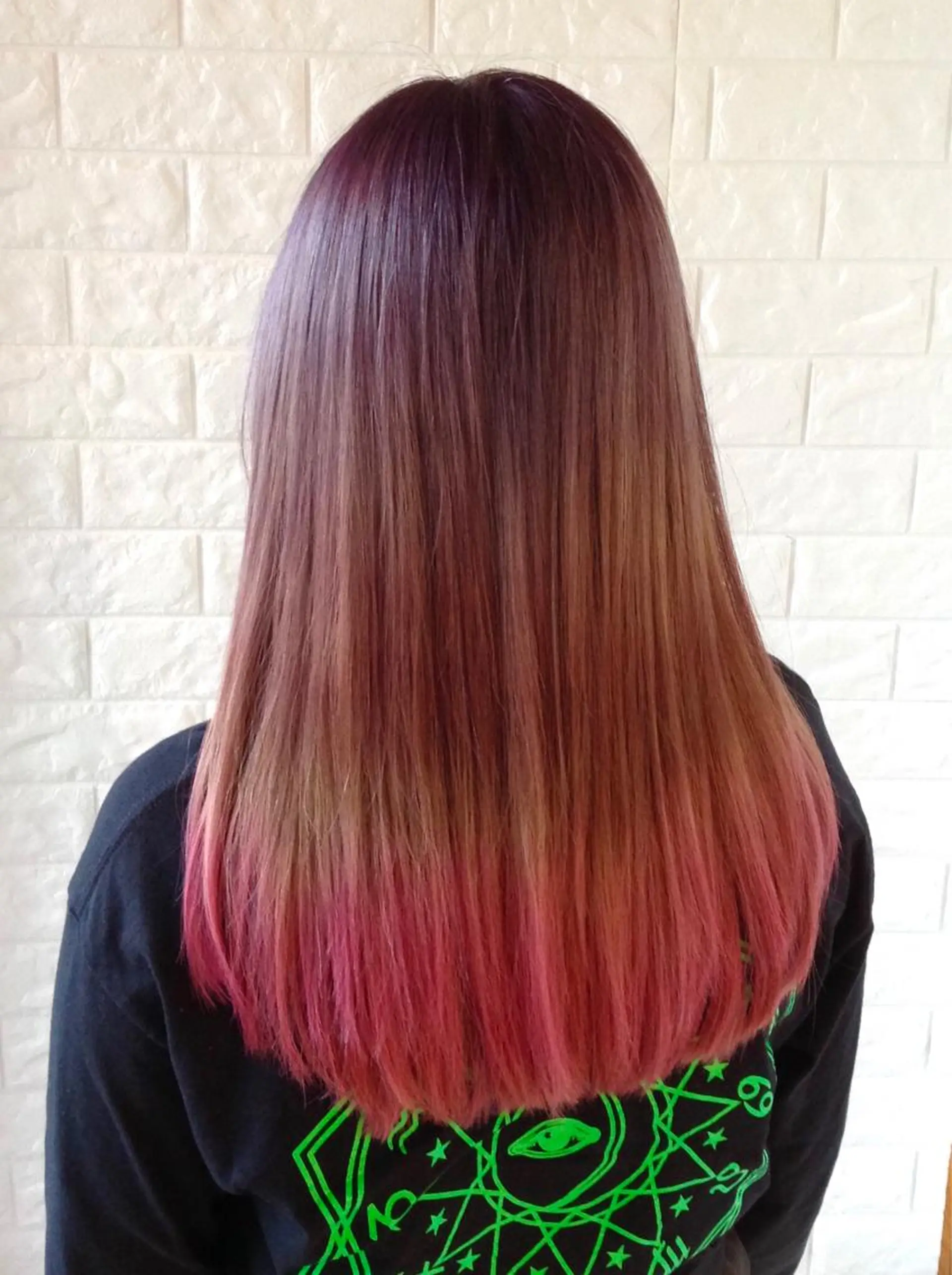 セミロング カラー ブリーチ ケアブリーチ グラデーションカラー イルミナカラー エイジングケア特化 美容師✂️山崎竜二のヘアスタイル