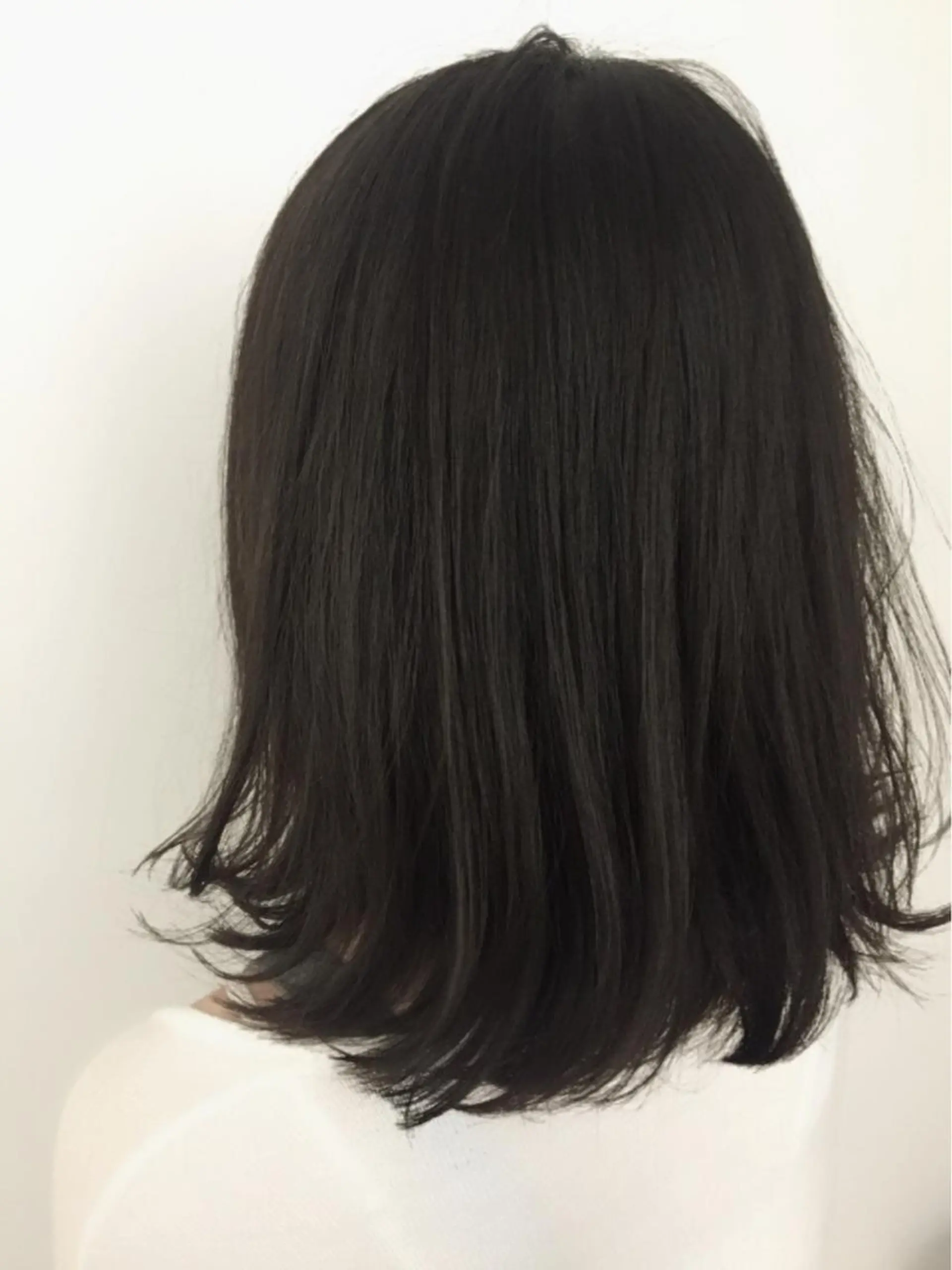 ミディアム カラー パーマ ヘアアレンジ 黒髪 ダークグレー ダークグレージュ グレージュ ボブ カット ヘアカラー トリートメント ヘアセット ✨ハイクオリティ✨ 山本香也のヘアスタイル