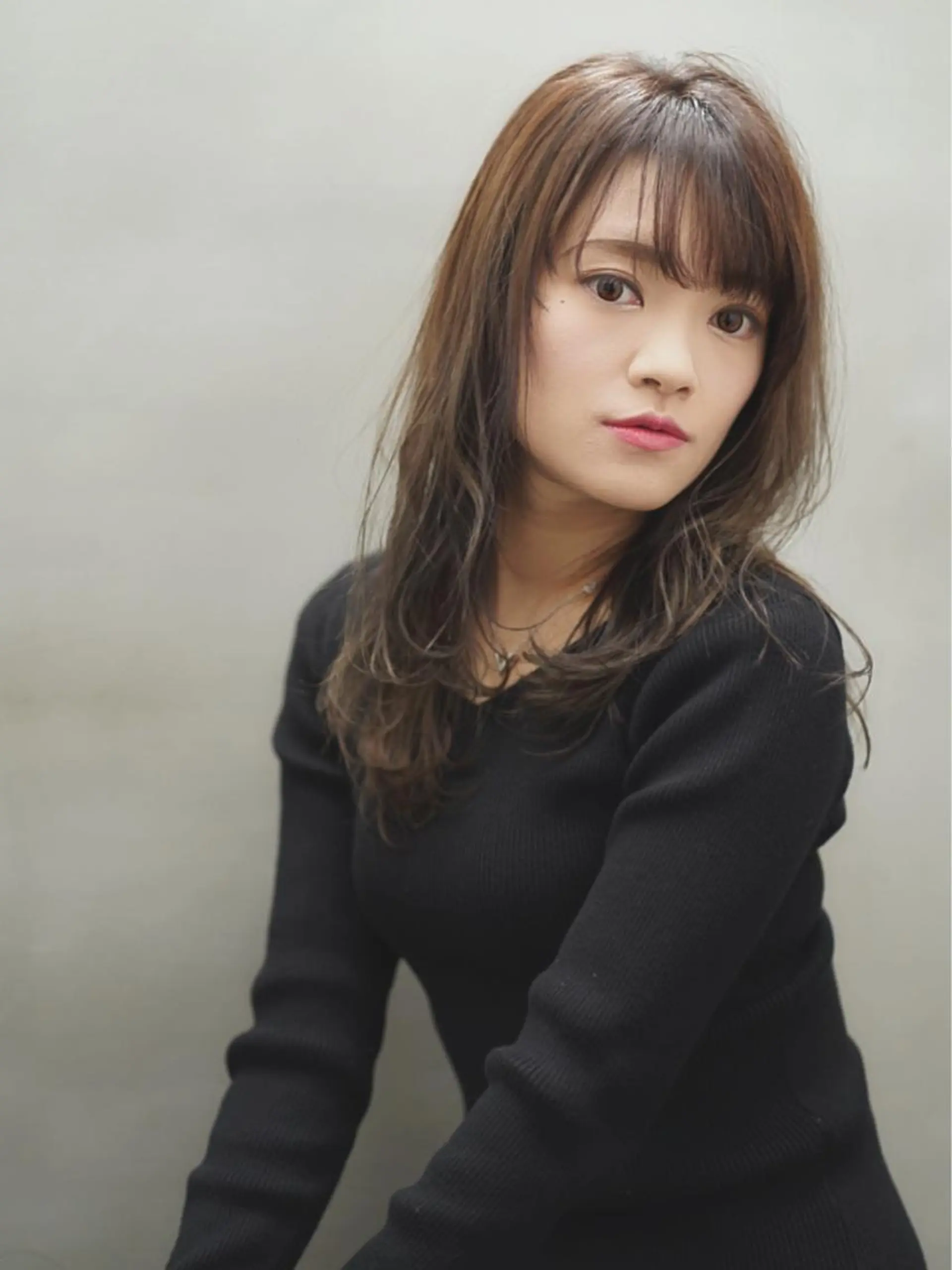 セミロング 萩原 仁のヘアスタイル