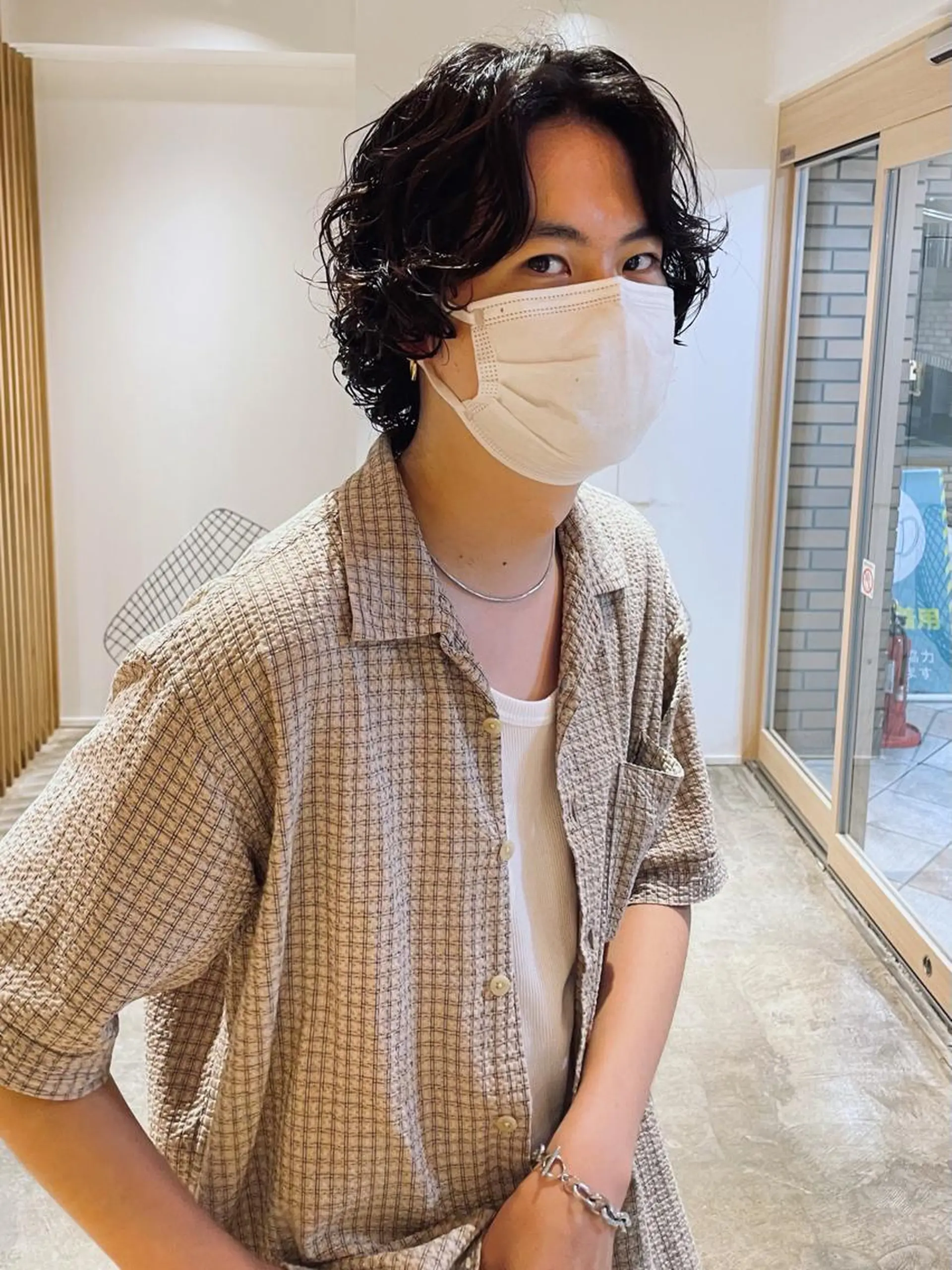 ミディアム メンズ ミディアムパーマ メンズパーマ カット パーマ トリートメント ヘッドスパ ruki yabeのヘアスタイル